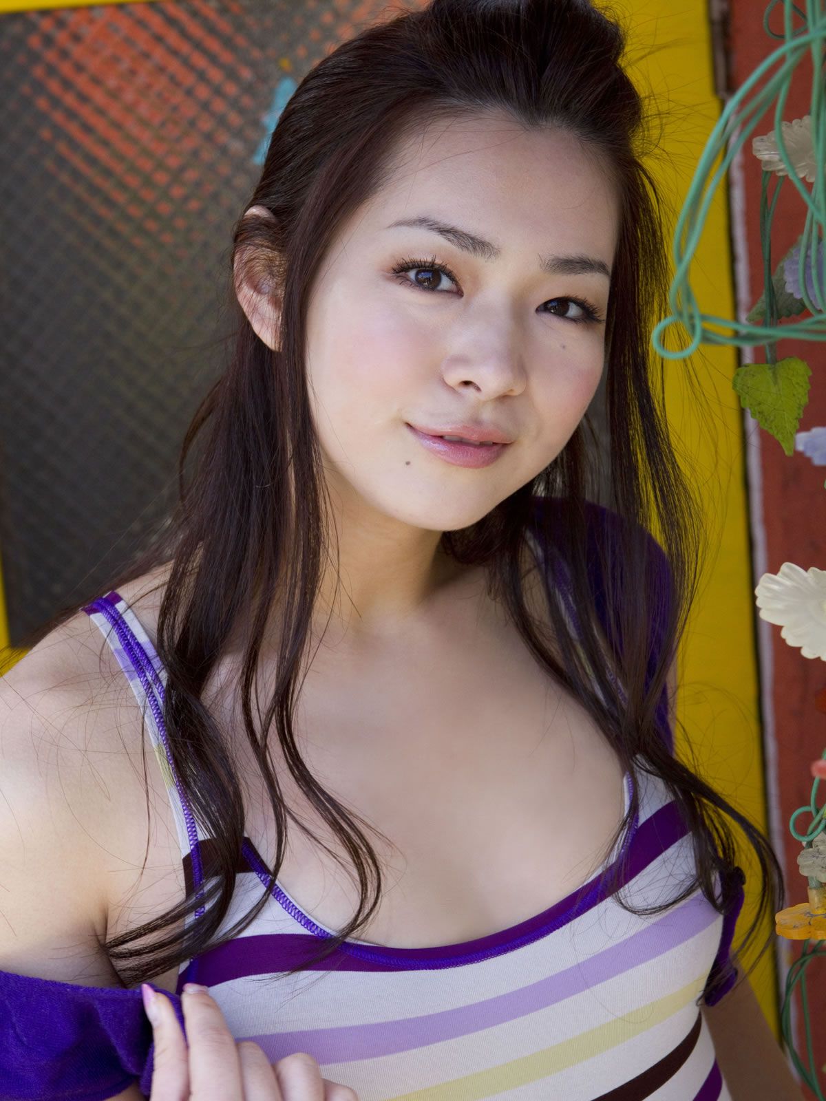 [Sabra] 酒井瞳『Signs of Spring』20110414 [80P]