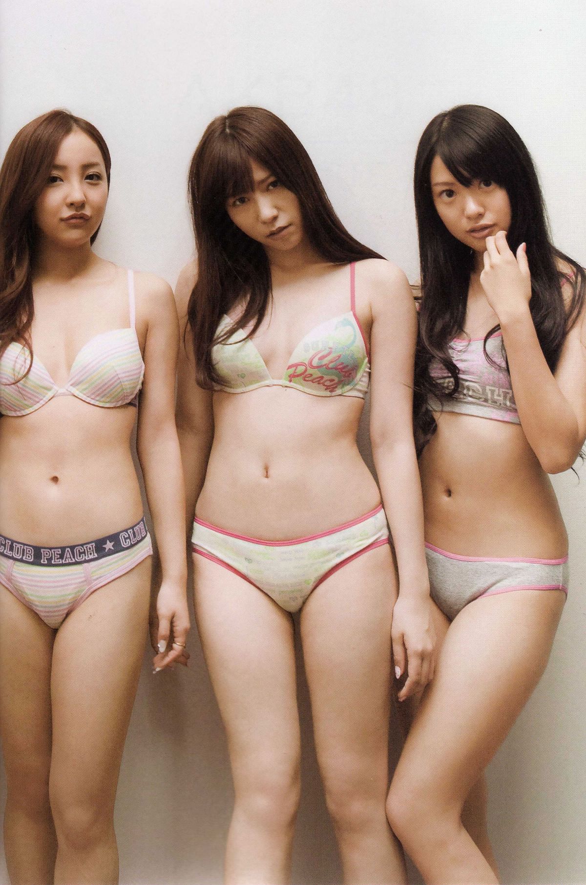 [Photo book] AKB48 FASHION BOOK [77P]