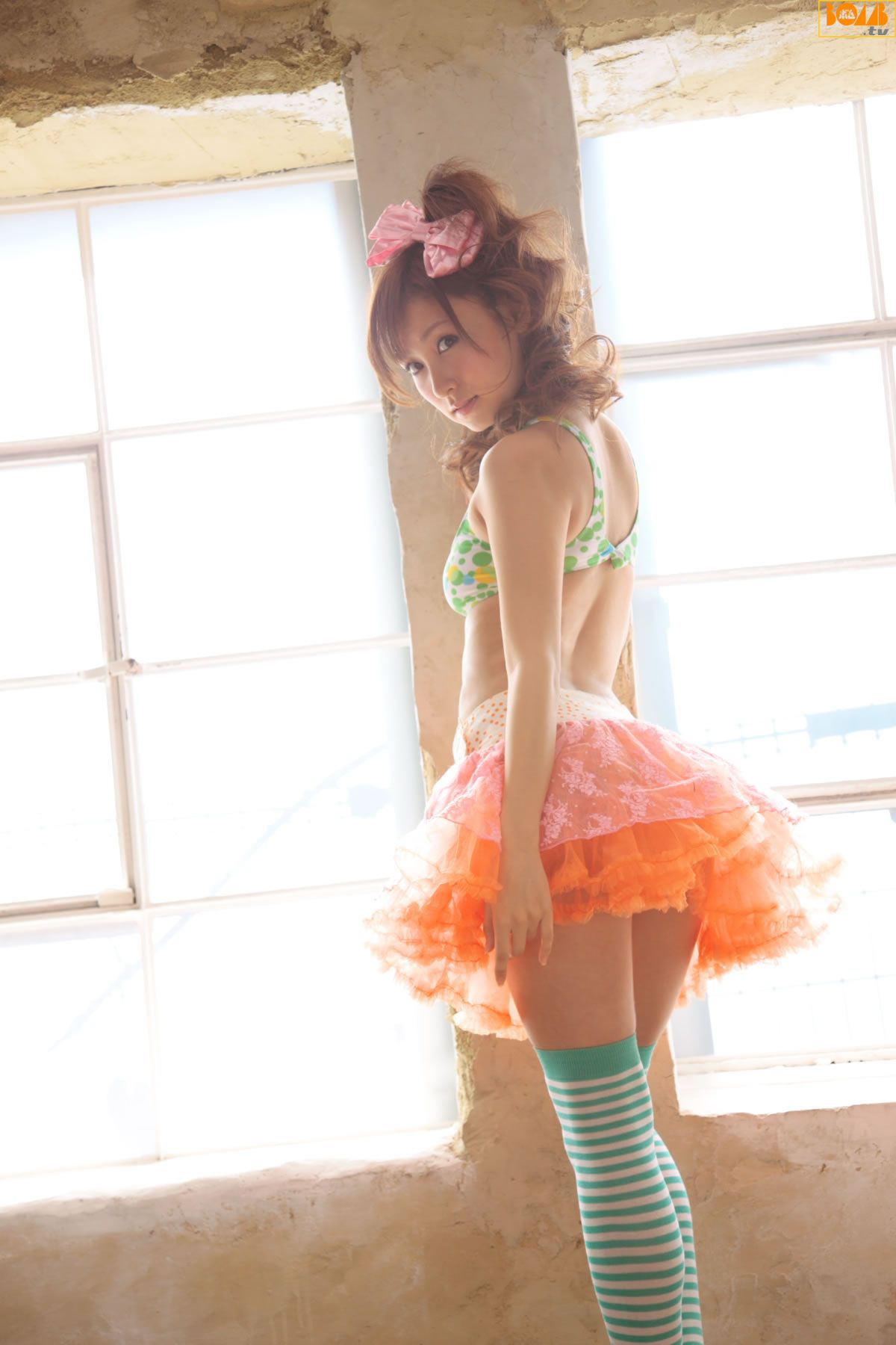[Bomb.tv] 20100511 GRAVURE Channel 2010年6月號 PART1