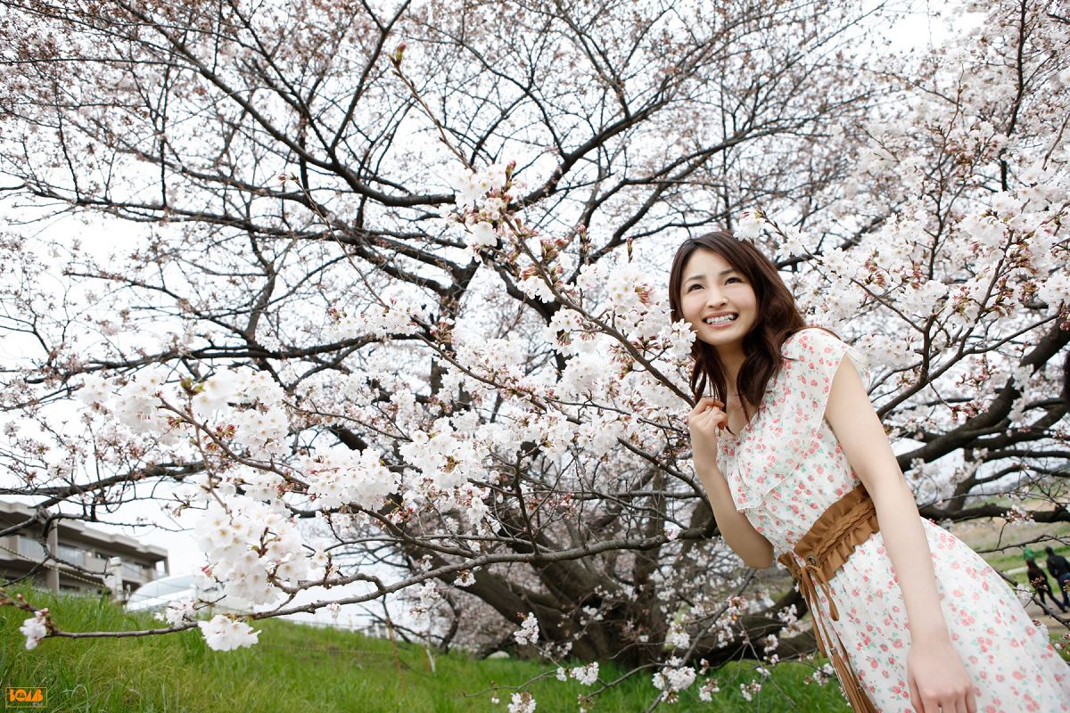 [Bomb.tv] 20100511 GRAVURE Channel 2010年6月號 PART1