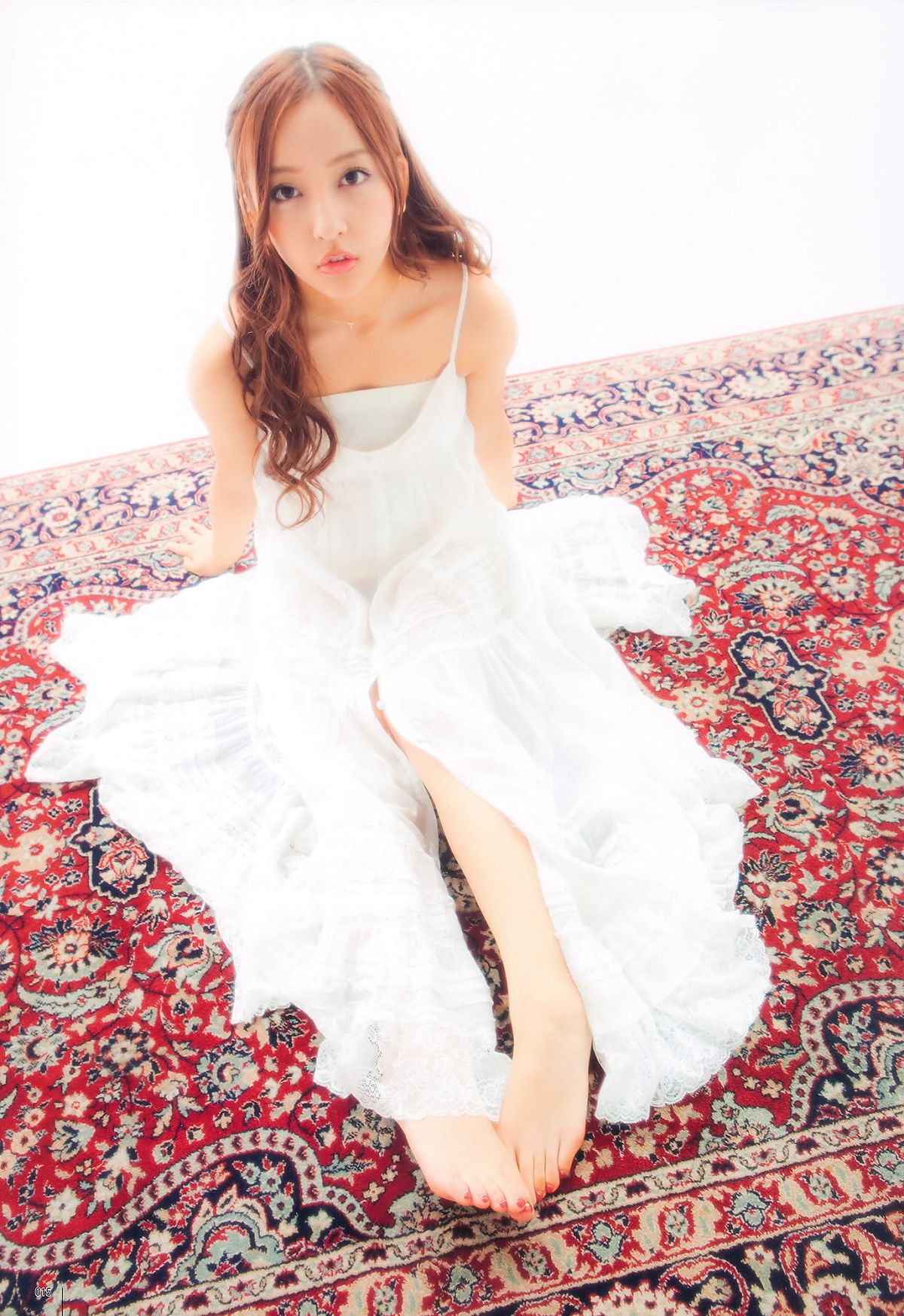 [UTB] Vol.200 鈴木愛理 渡辺麻友 板野友美 桜庭ななみ AKB48 逢沢りな [103P]
