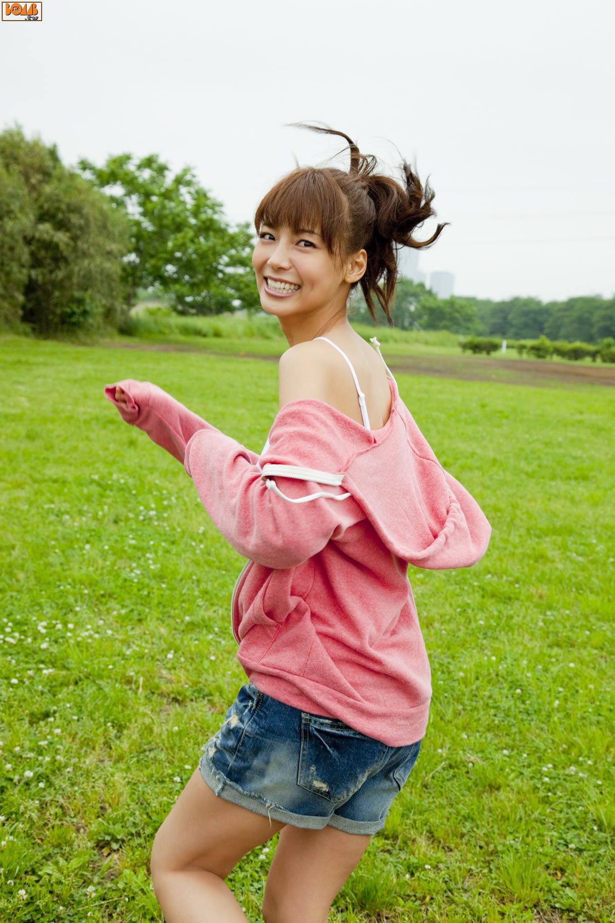 [Bomb.tv] 20100821 GRAVURE Channel 2010年9月號 PART2
