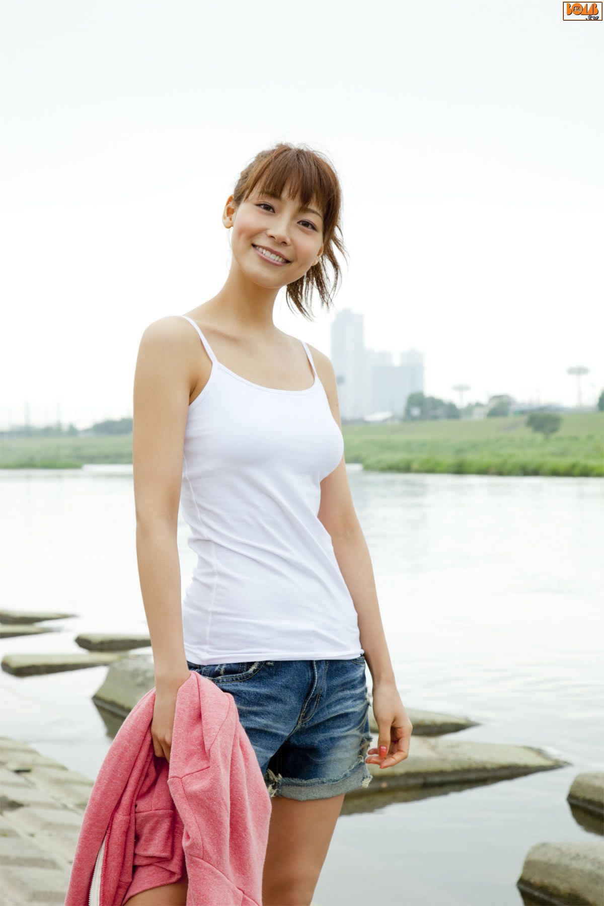 [Bomb.tv] 20100821 GRAVURE Channel 2010年9月號 PART2