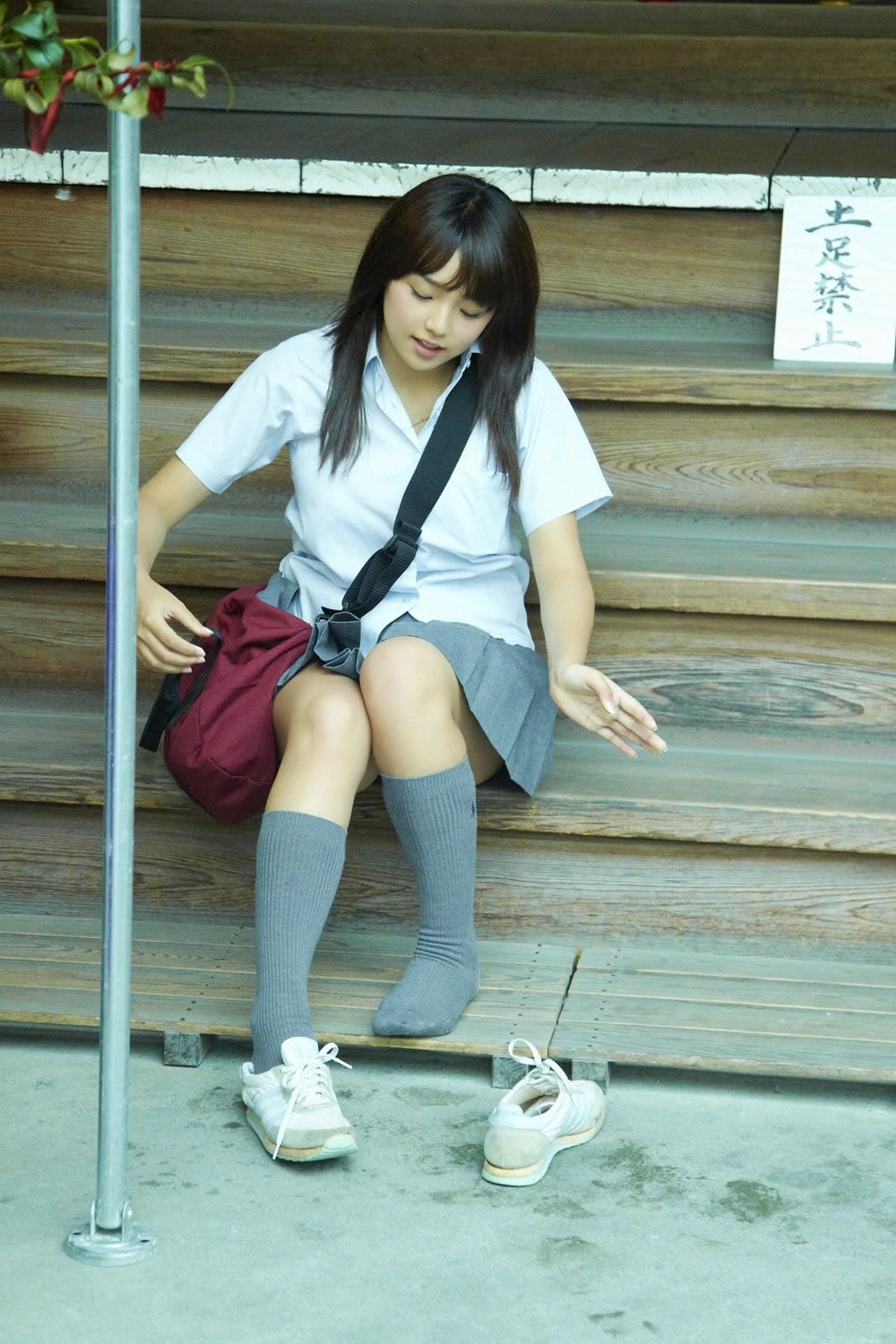 [YS Web] Vol.368 篠崎愛 Ai Shinozaki『放課後少女』+ Wall Paper