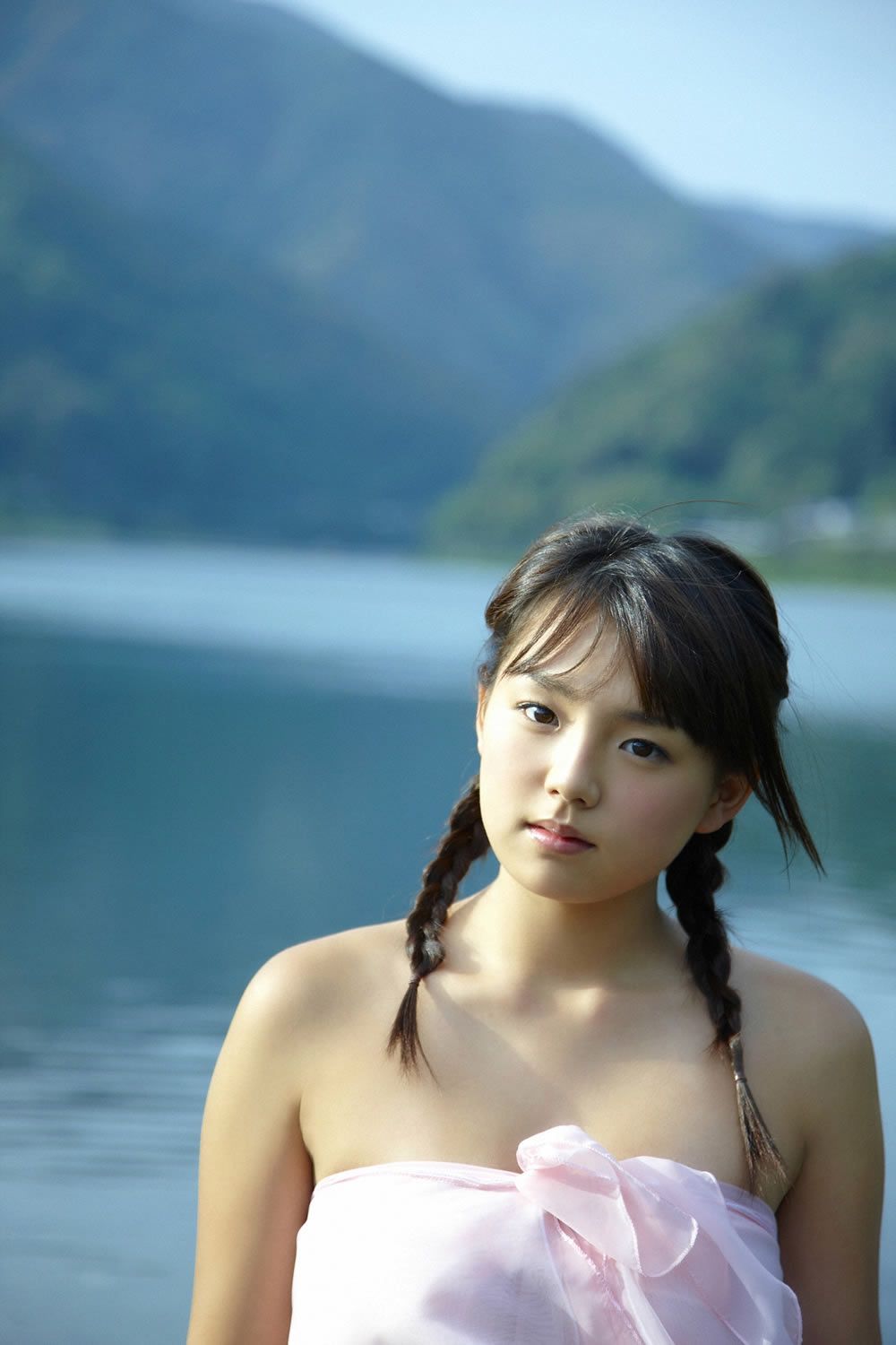 [YS Web] Vol.368 篠崎愛 Ai Shinozaki『放課後少女』+ Wall Paper
