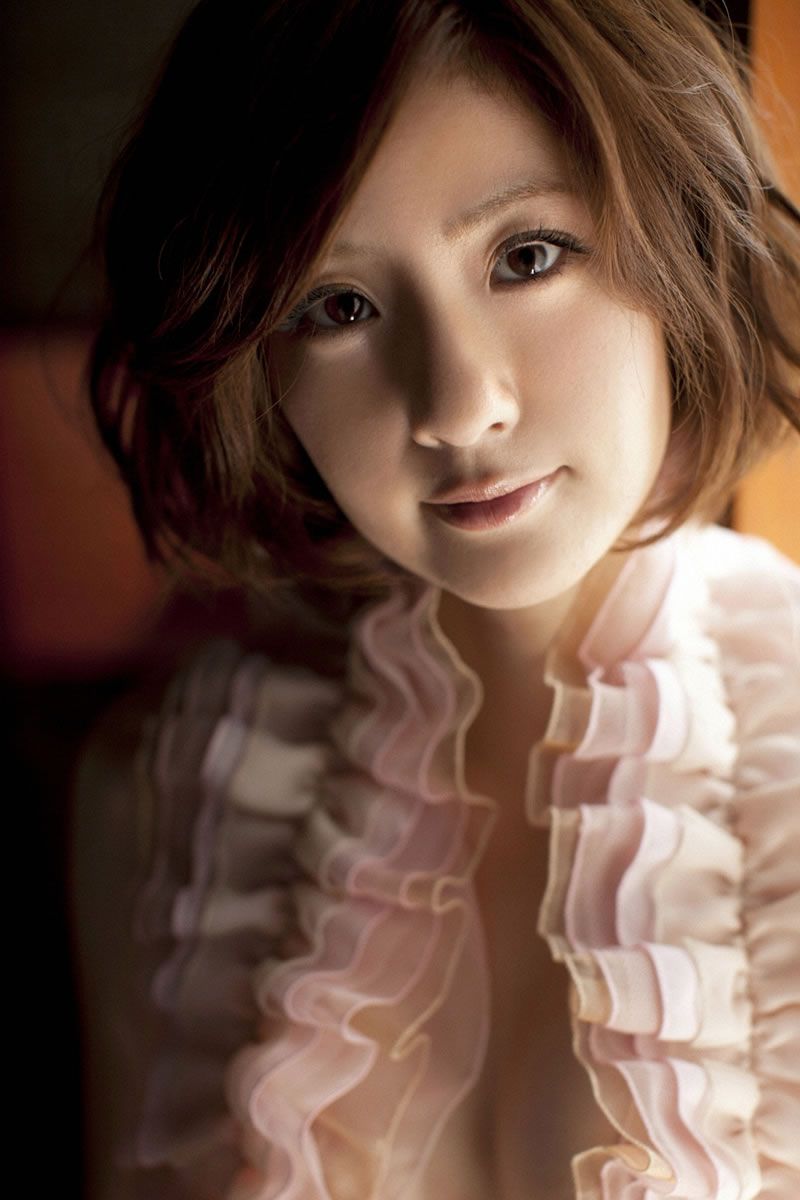 [Wanibooks]2011.06月号 #84 四元奈生美 Haomi Yotsumoto [220P+12WP]
