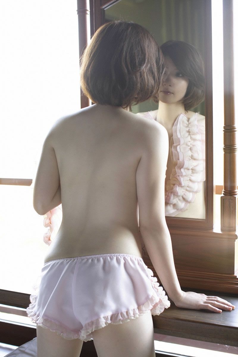 [Wanibooks]2011.06月号 #84 四元奈生美 Haomi Yotsumoto [220P+12WP]
