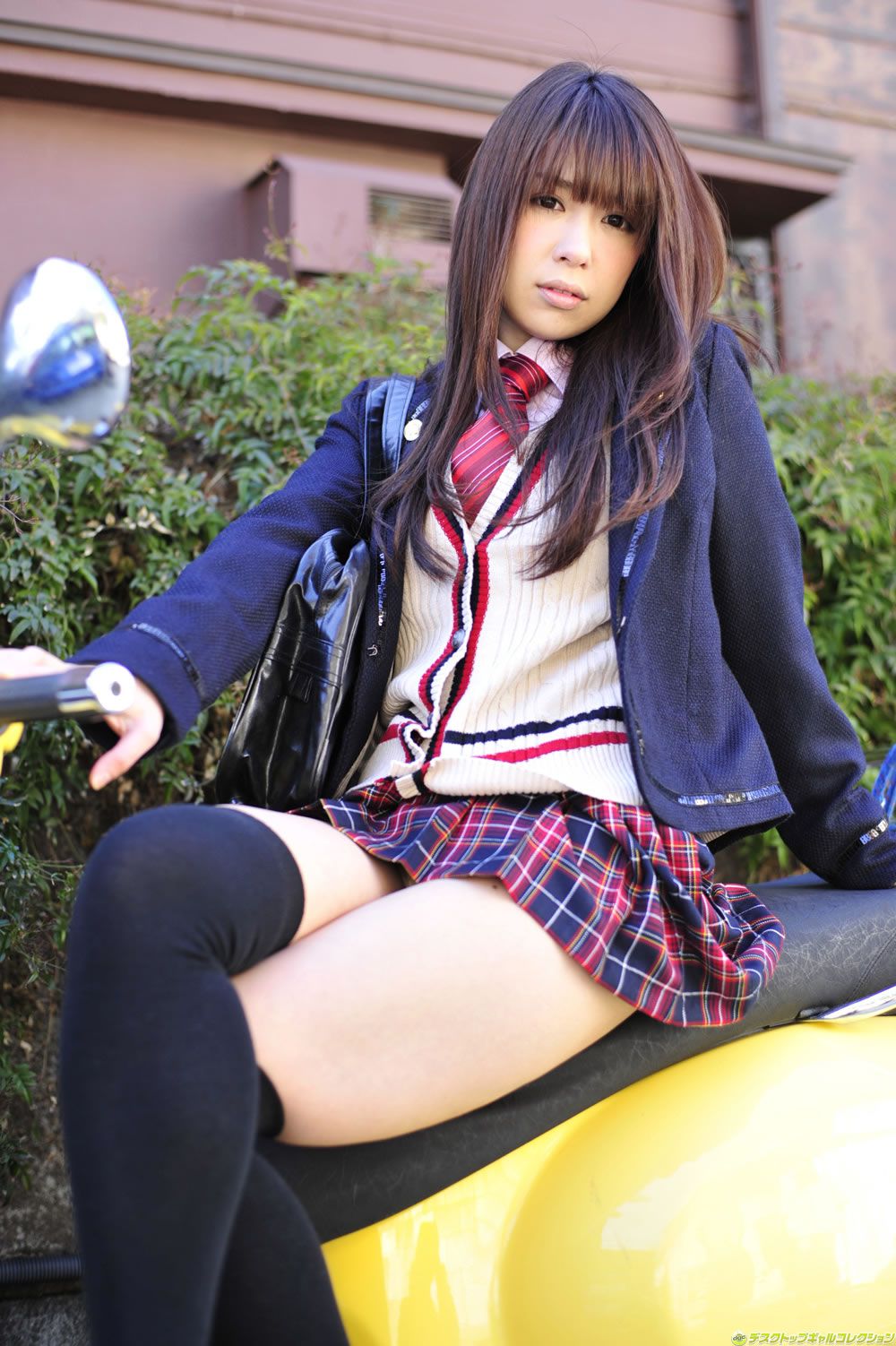 [DGC]2011年06月號 制服美少女天國 No.955 真亜也 Maaya [134P]