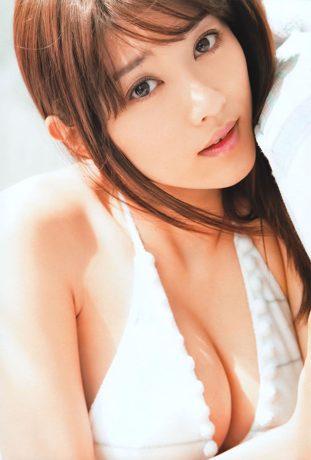 [BOMB] 井上和香 原幹恵 篠崎愛 杉原杏璃 滝川綾 丸高愛実 上戸彩 石原さとみ [82P]