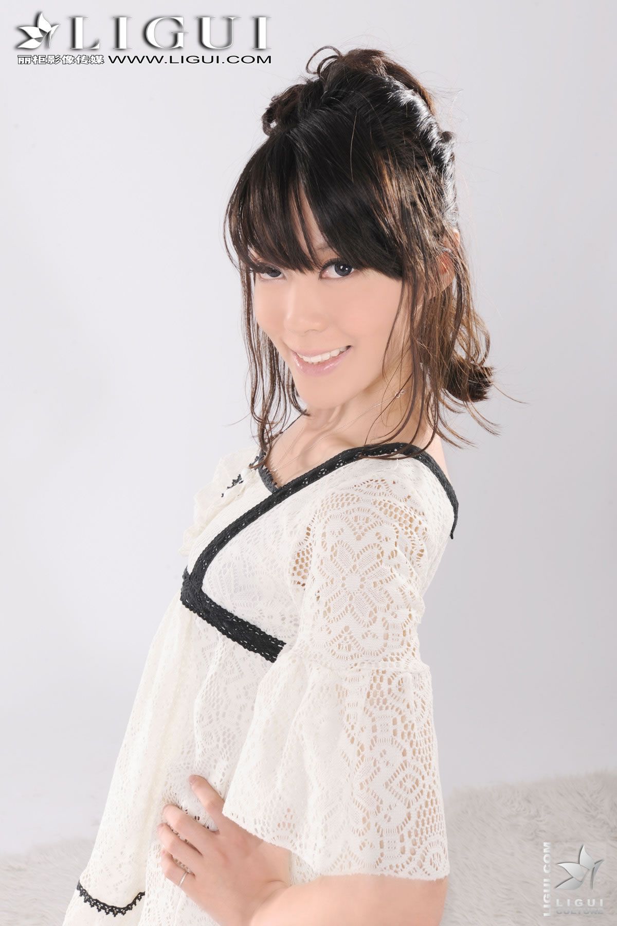[Ligui]丽柜 2012.02.28 丝足美腿的诱惑 model乐乐 - 下