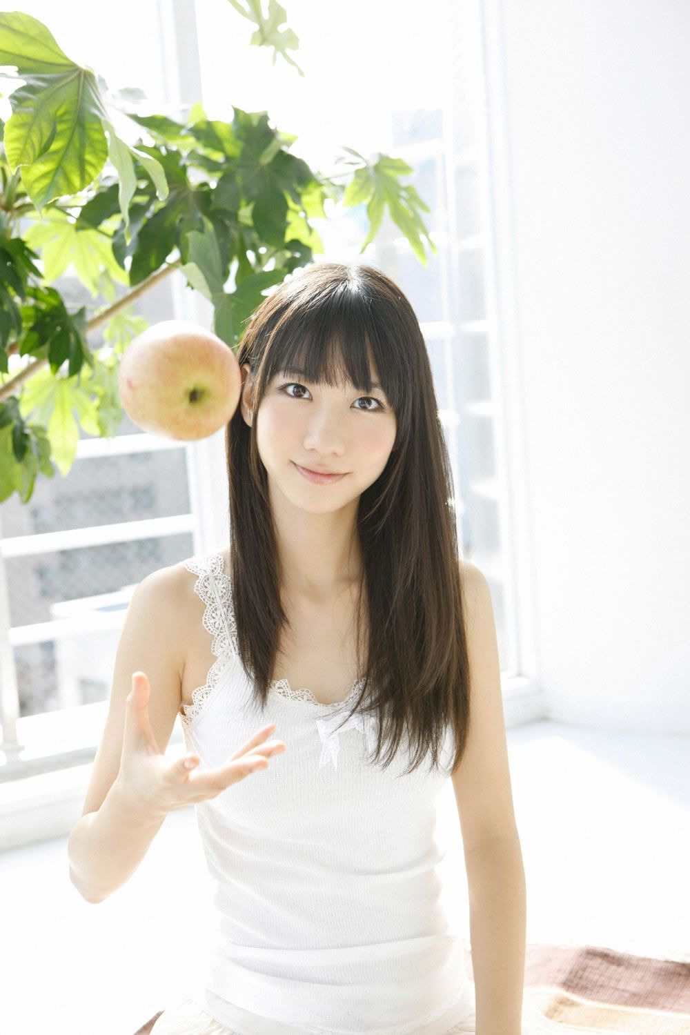 [YS Web] Vol.446 Yuki Kashiwagi 柏木由紀 ひだまりゆきりん