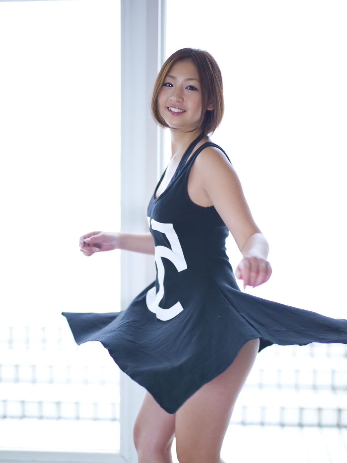 [Sabra]2012.01.26 CoverGirl 佐山彩香 [100P]