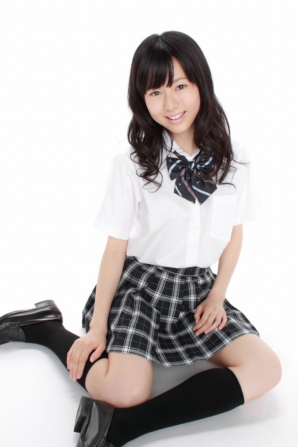 [YS Web]Vol.415 Natsumi Chiba 千葉夏美 17歳のハーフちゃん入学！