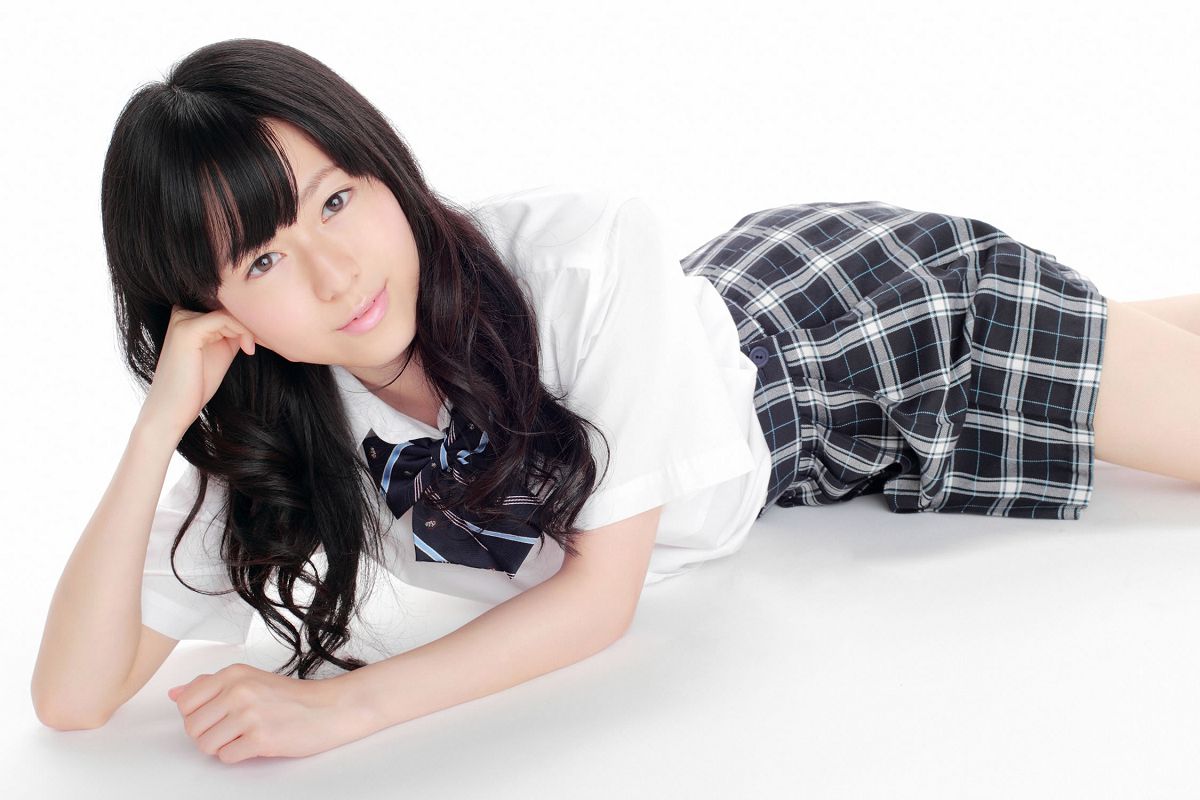 [YS Web]Vol.415 Natsumi Chiba 千葉夏美 17歳のハーフちゃん入学！