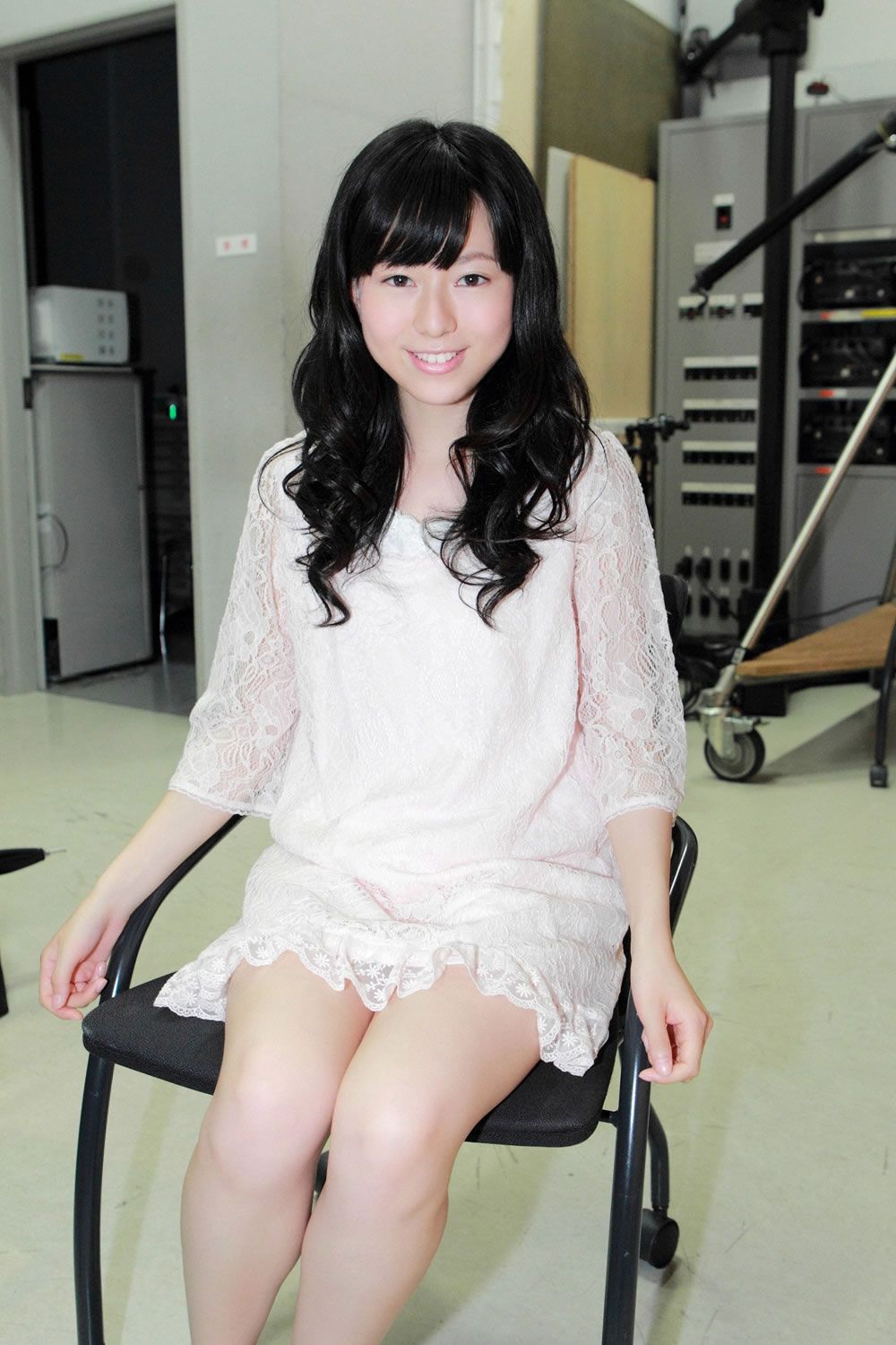[YS Web]Vol.415 Natsumi Chiba 千葉夏美 17歳のハーフちゃん入学！