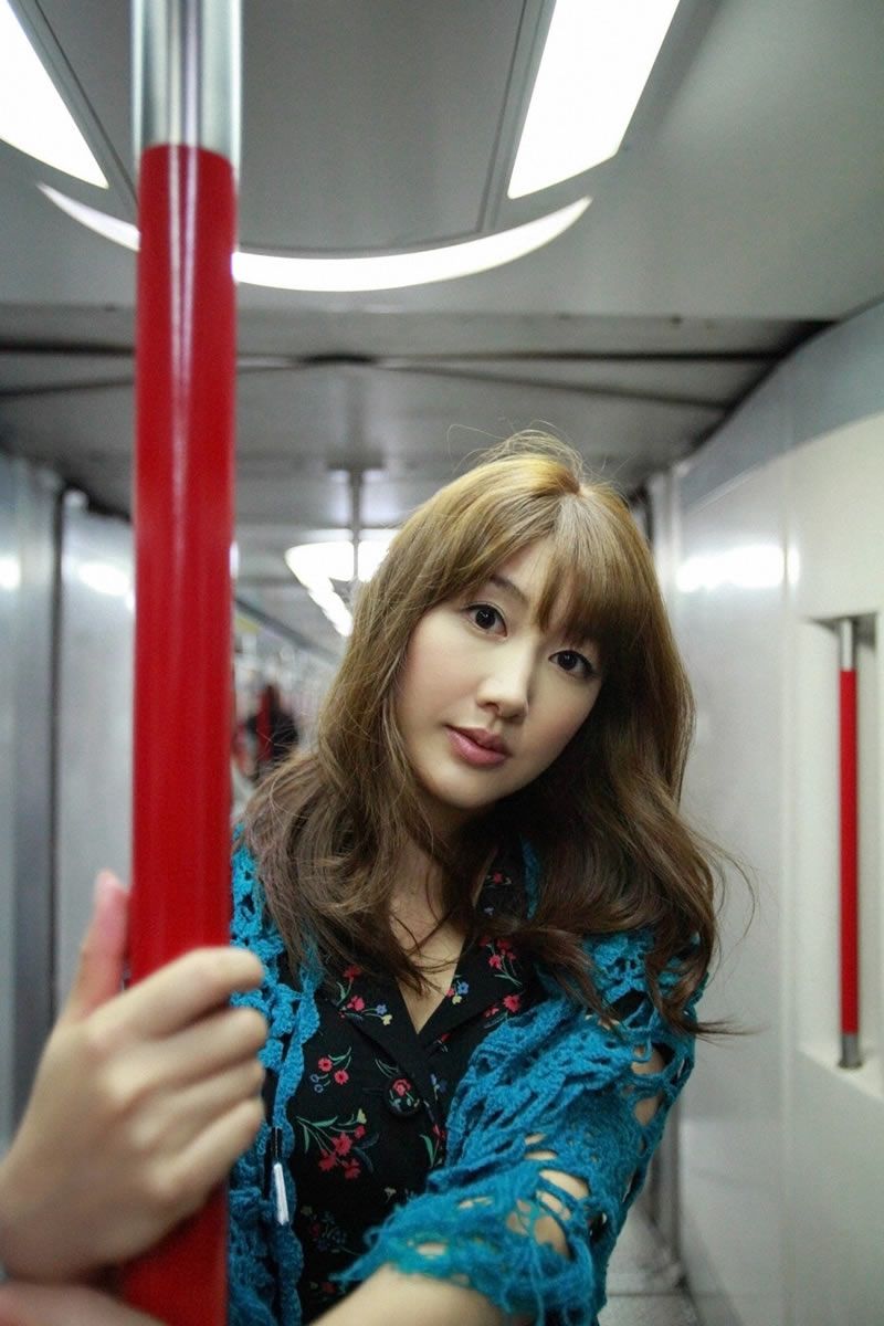 [Wanibooks] 2012.02月号 #92 安めぐみ（安惠美） Megumi Yasu [242P]
