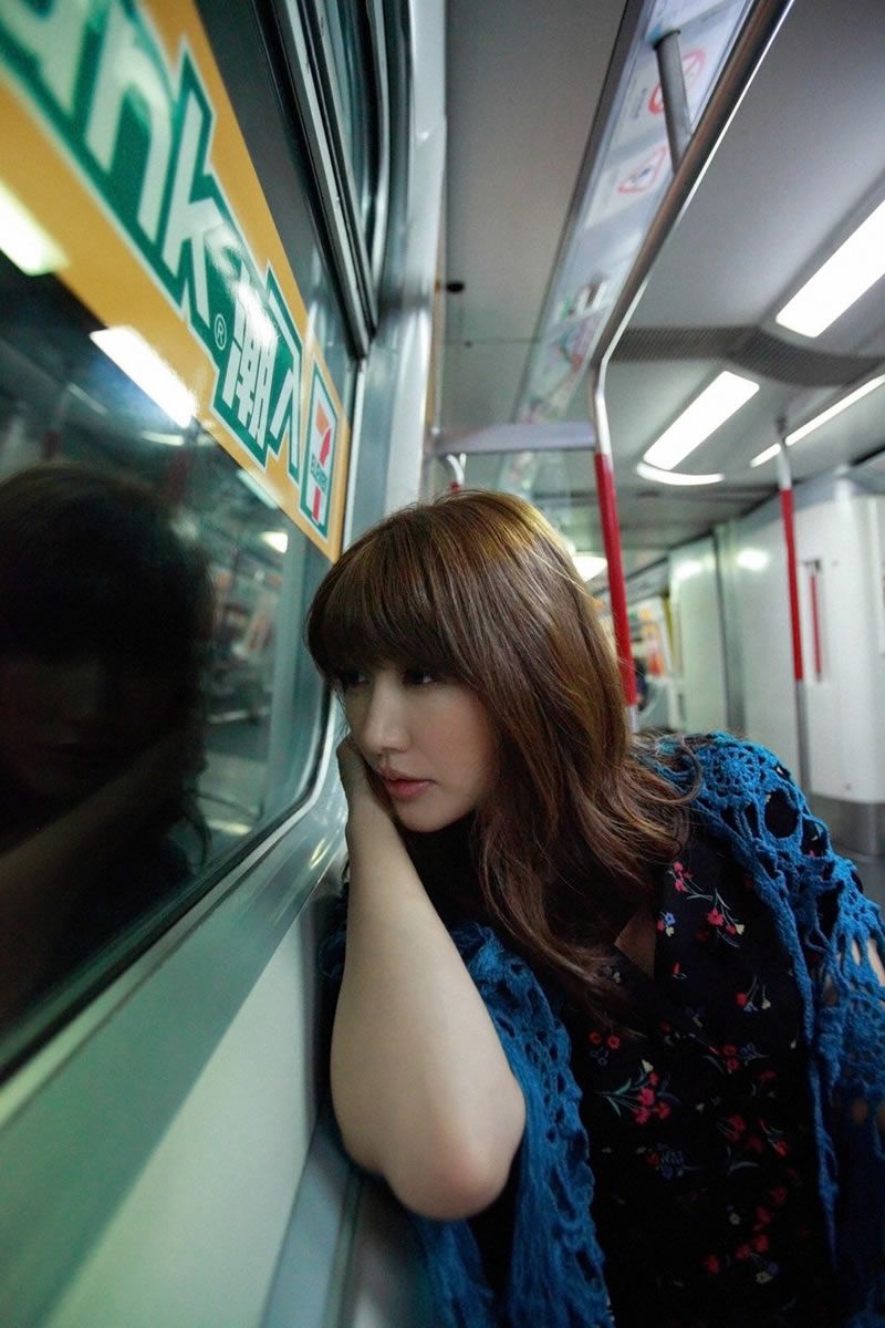 [Wanibooks] 2012.02月号 #92 安めぐみ（安惠美） Megumi Yasu [242P]
