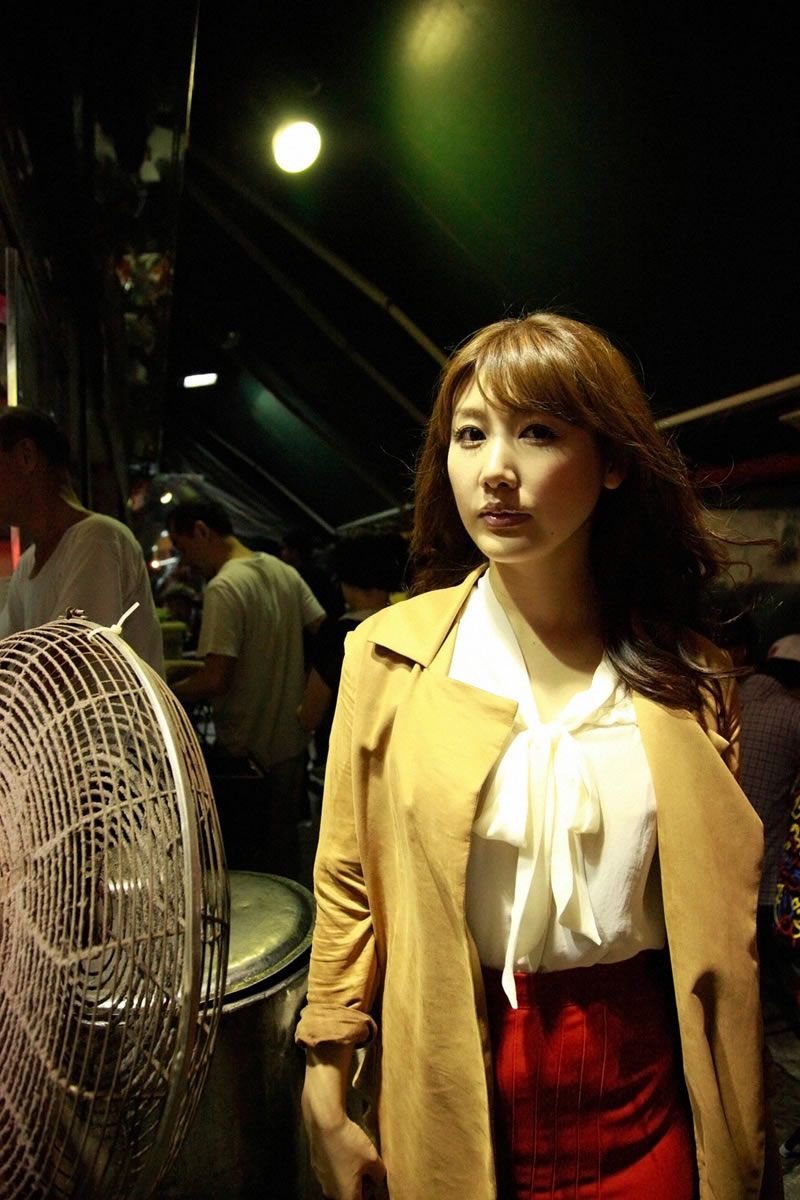 [Wanibooks] 2012.02月号 #92 安めぐみ（安惠美） Megumi Yasu [242P]