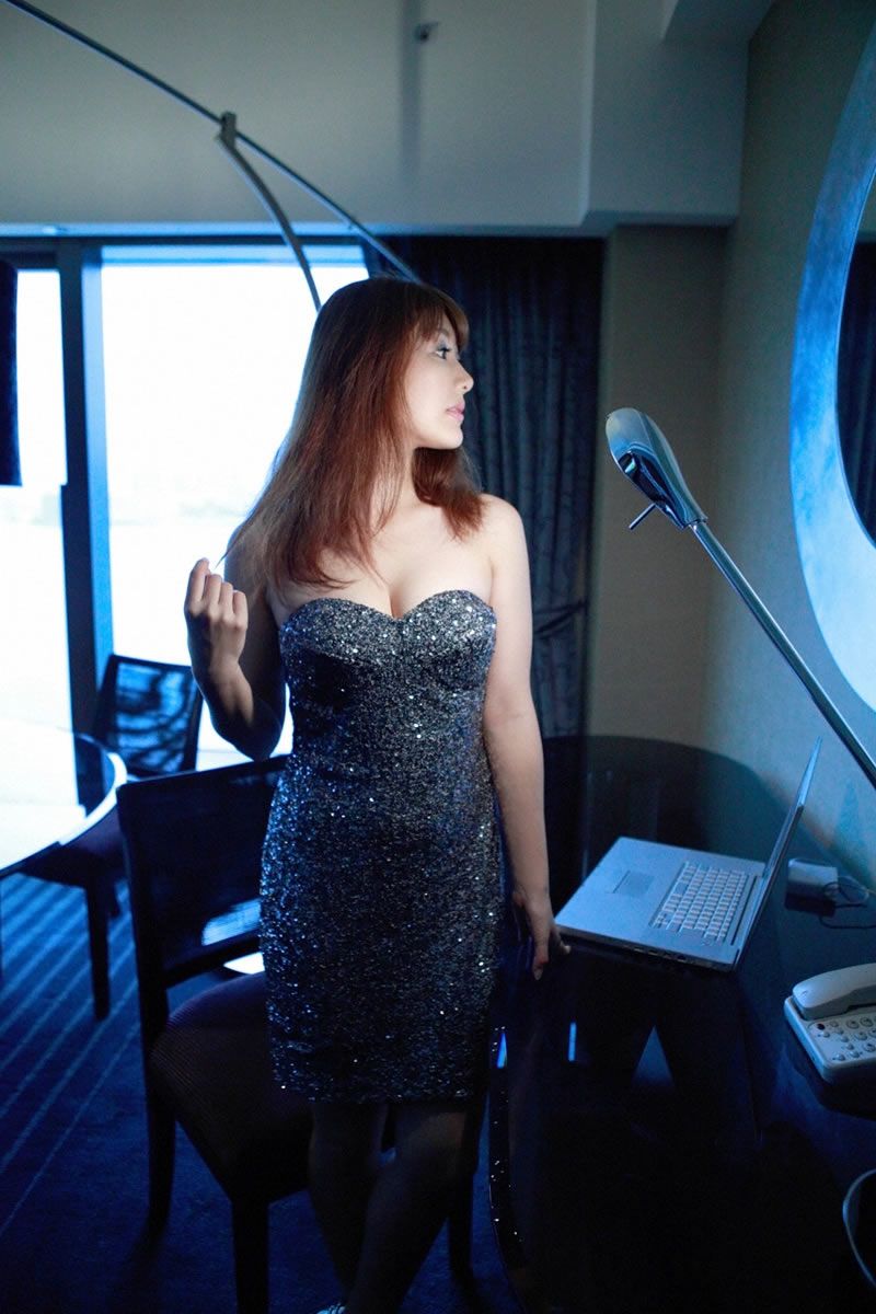 [Wanibooks] 2012.02月号 #92 安めぐみ（安惠美） Megumi Yasu [242P]