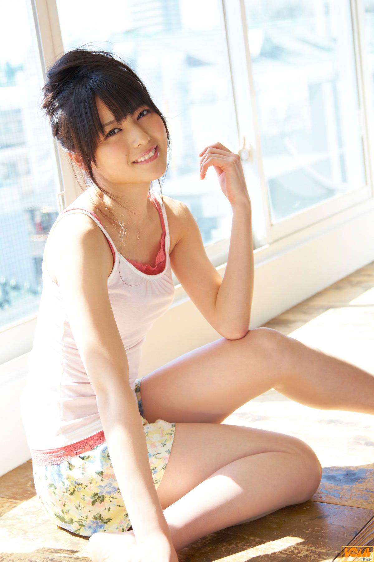 [Bomb.tv] 2012.05.01 GRAVURE Channel 2012.05 [150P]