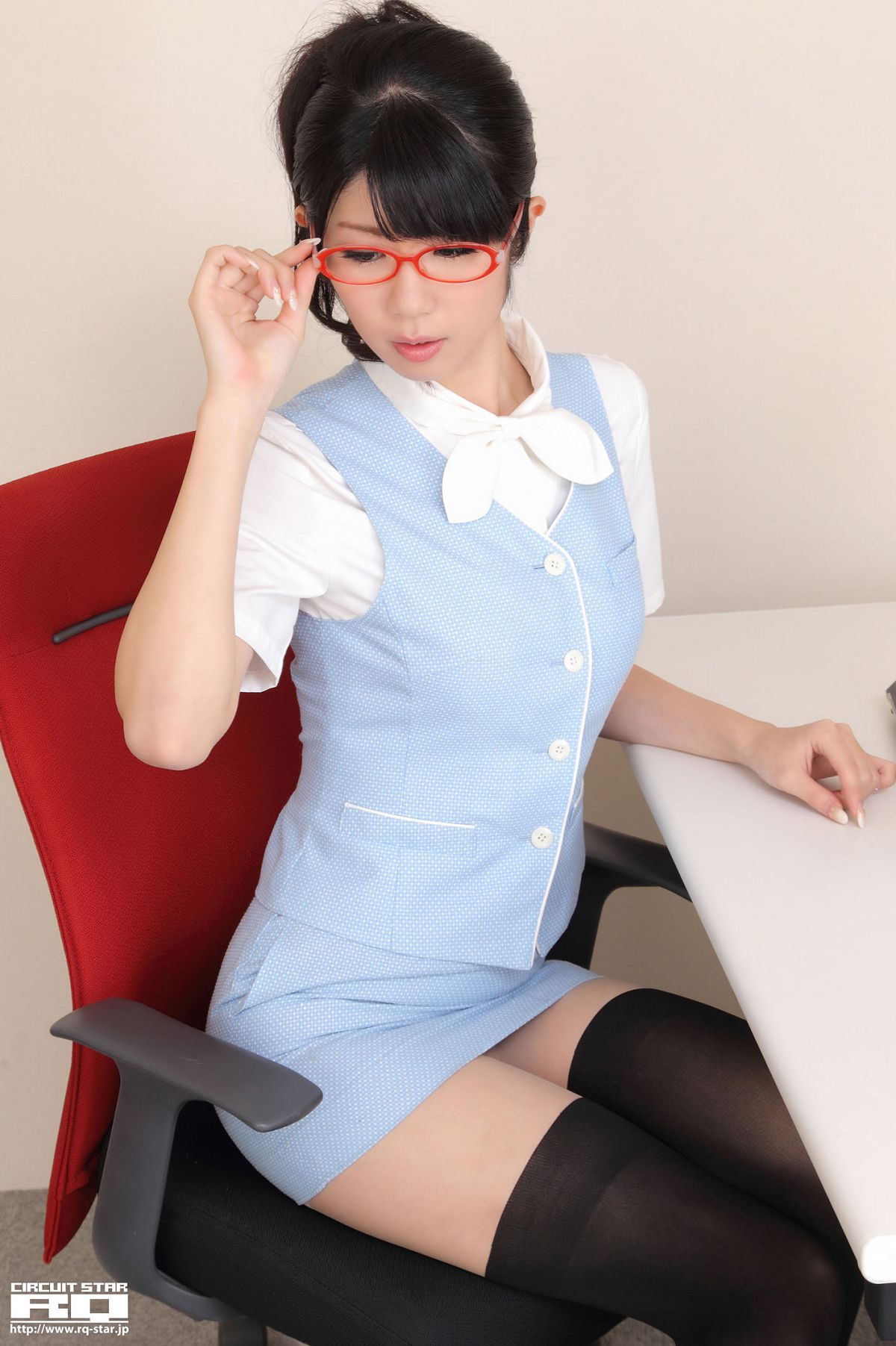 [RQ-STAR] 2012.03.13 NO.00614 Aoi Usami 宇佐美あおい Office Lady [120P]