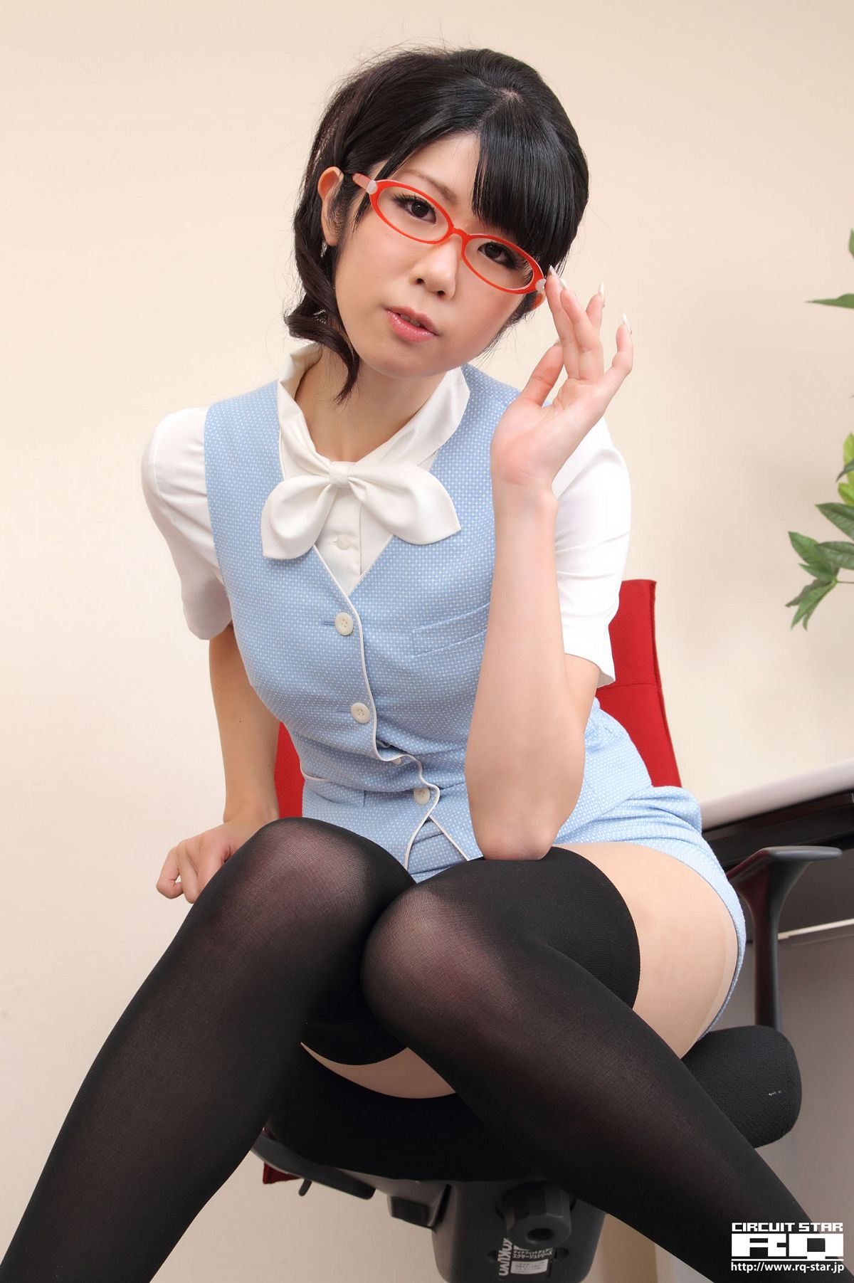 [RQ-STAR] 2012.03.13 NO.00614 Aoi Usami 宇佐美あおい Office Lady [120P]