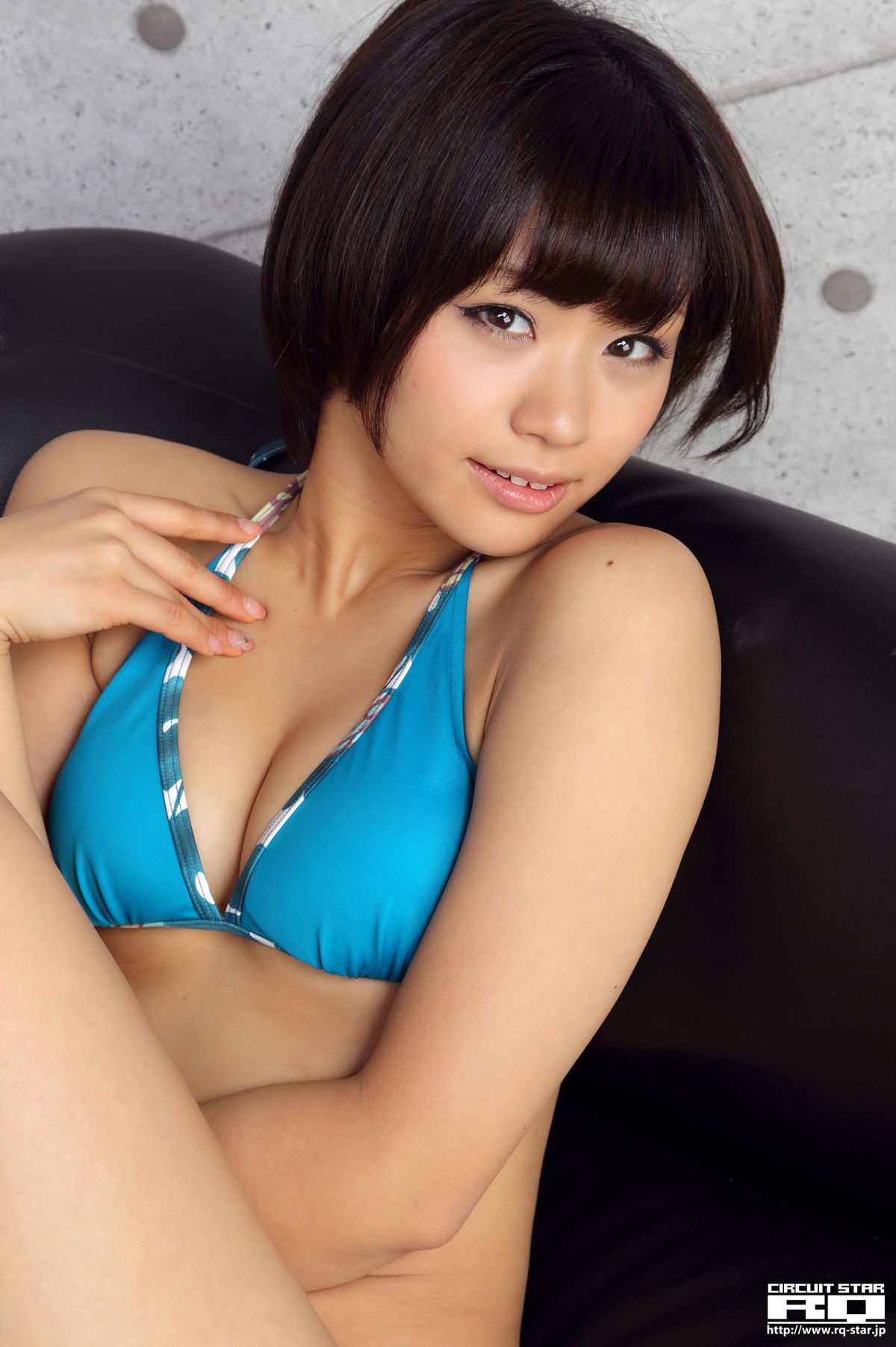 [RQ-STAR] 2012.03.07 NO.00611 Hitomi Yasueda 安枝瞳 Swim Suits [98P]