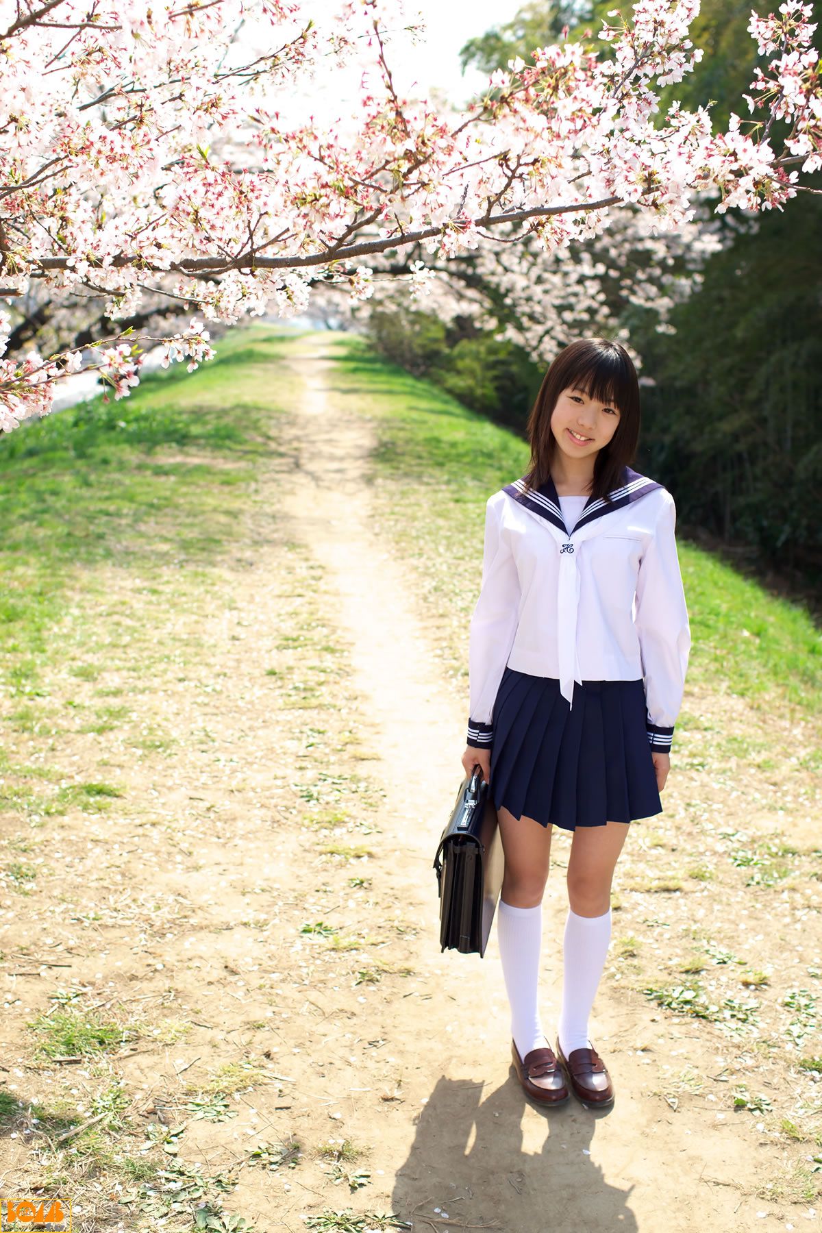 [Bomb.tv] 2008.08 Nanako Niimi [36P]