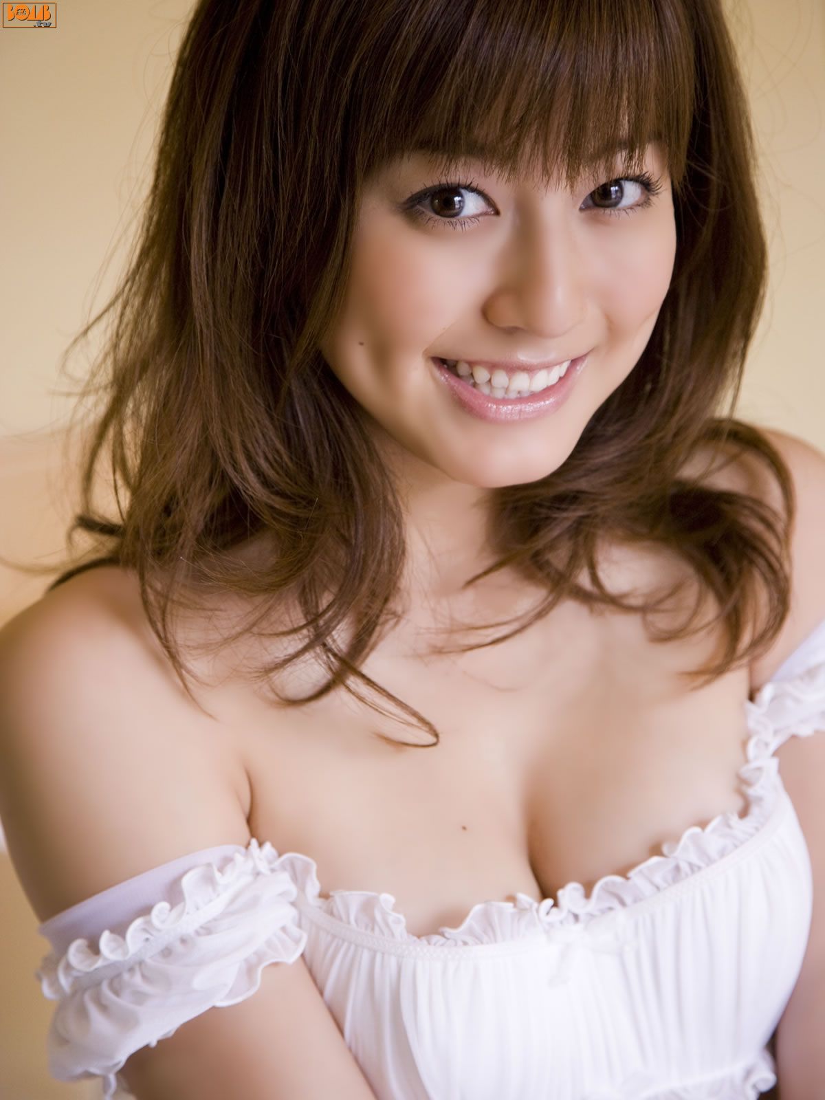 [Bomb.tv] 2008.08 Yumi Sugimoto 杉本有美 [52P]