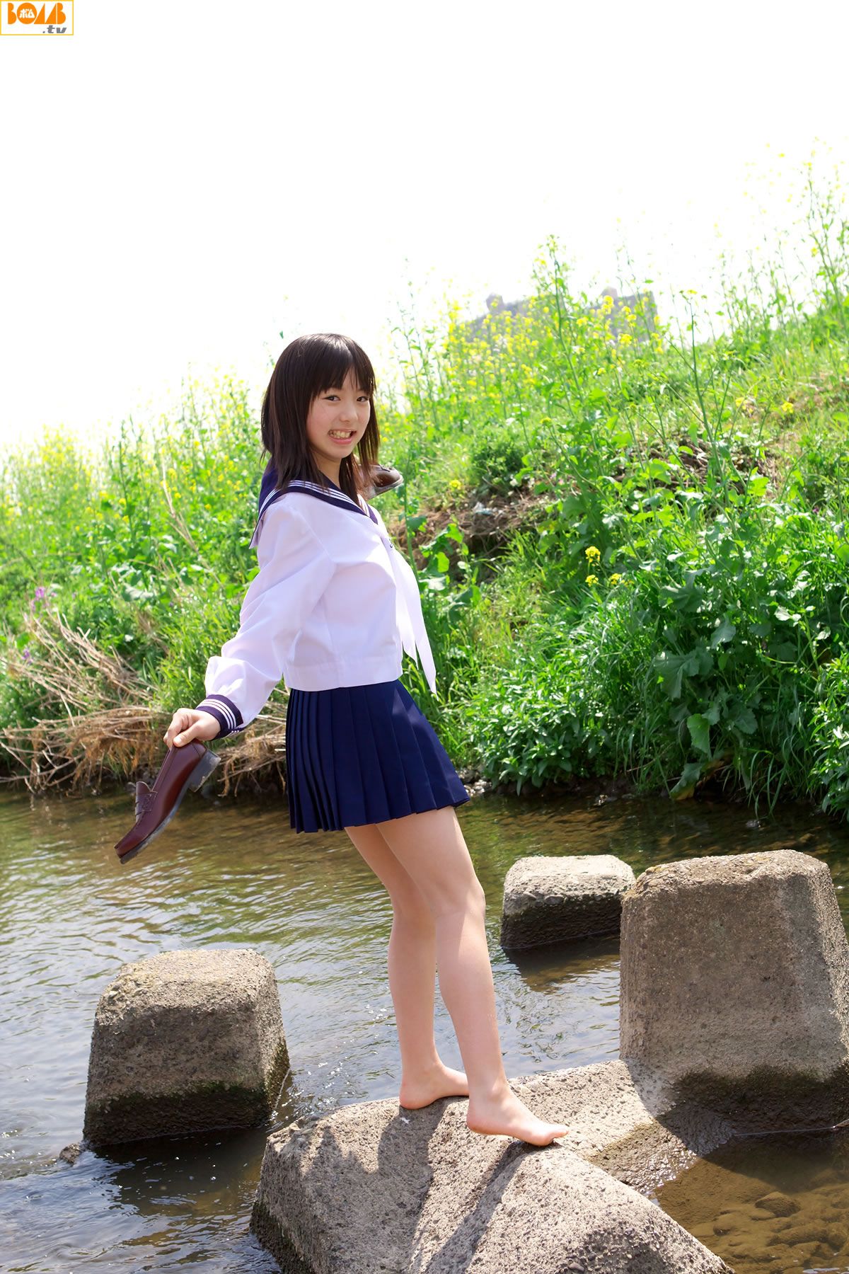 [Bomb.tv] 2008.09 Nanako Niimi [30P]