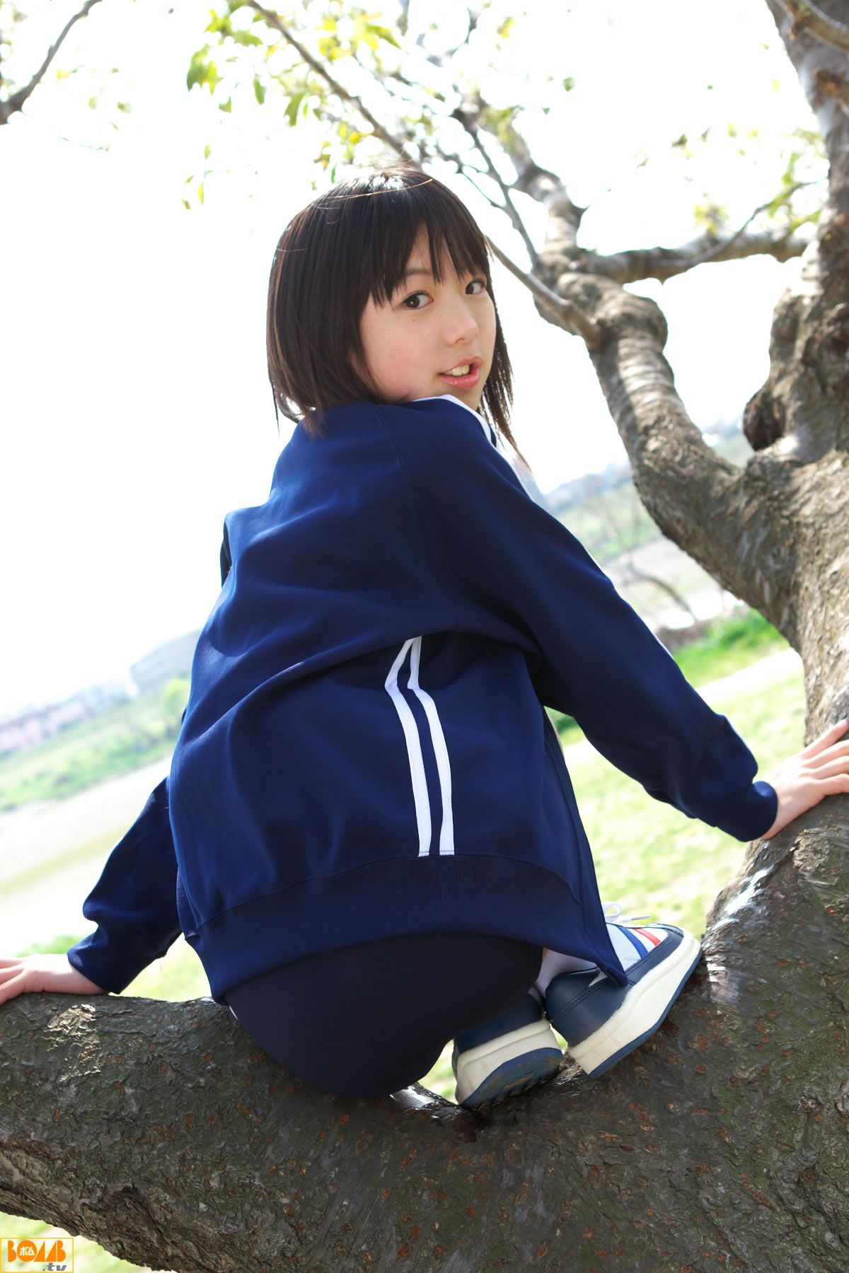 [Bomb.tv] 2008.09 Nanako Niimi [30P]