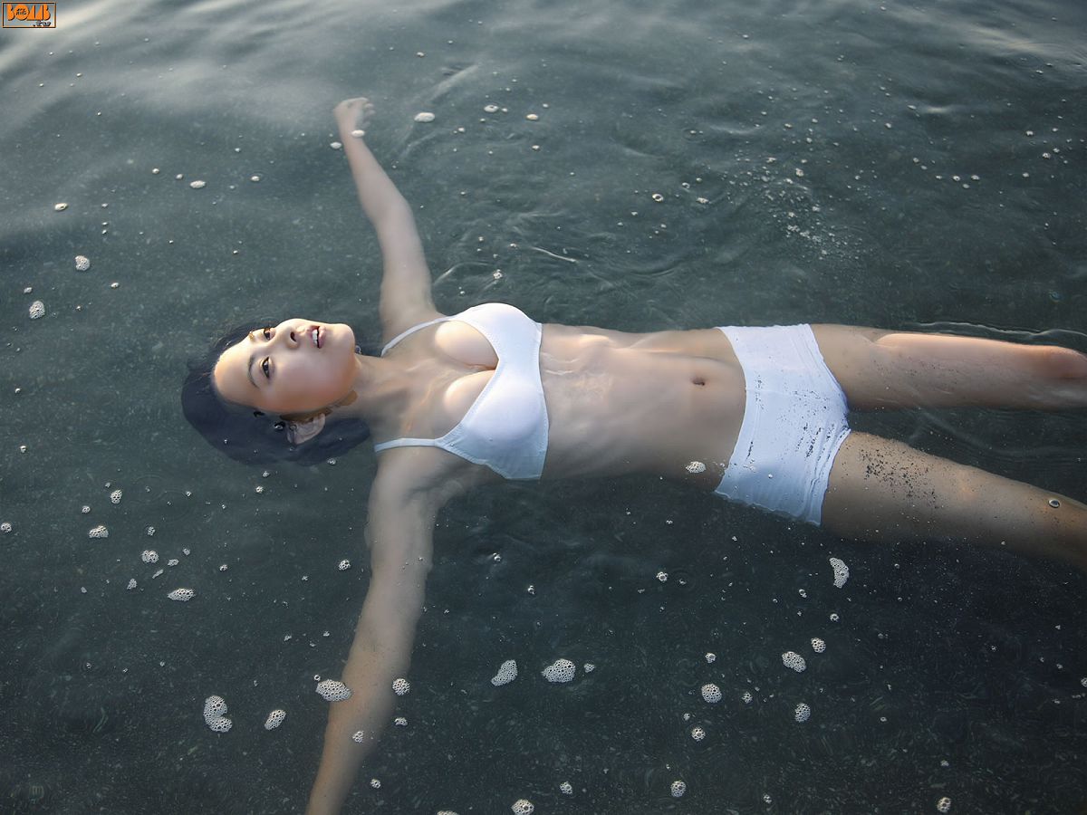 [Bomb.tv] 2008.10 Mitsuki Tanimura 谷村美月 [50P]