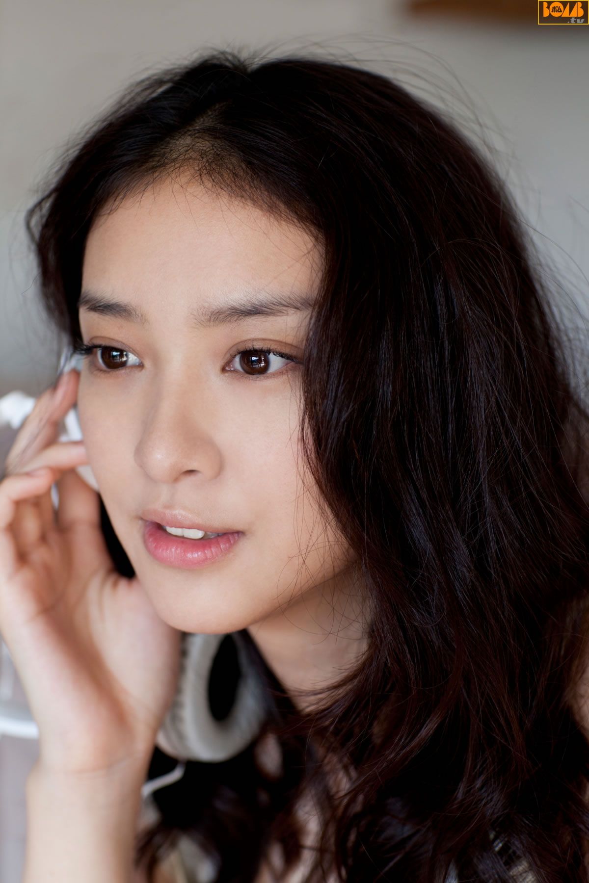 [BOMB.tv] GRAVURE Channel 2012年02月號 Emi Takei 武井咲