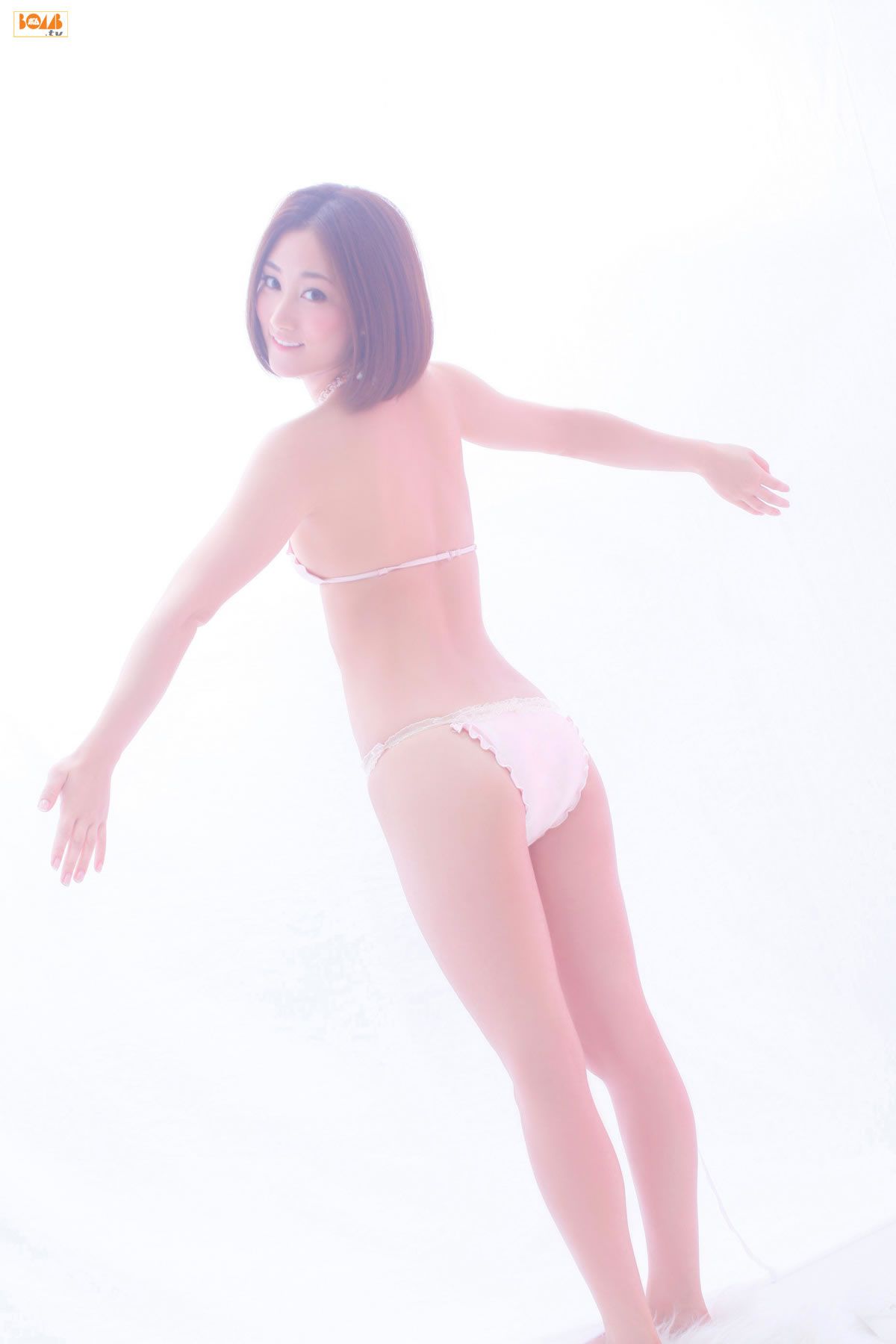 [BOMB.tv] 2012.01 Mika Yoshinaga 吉永実夏