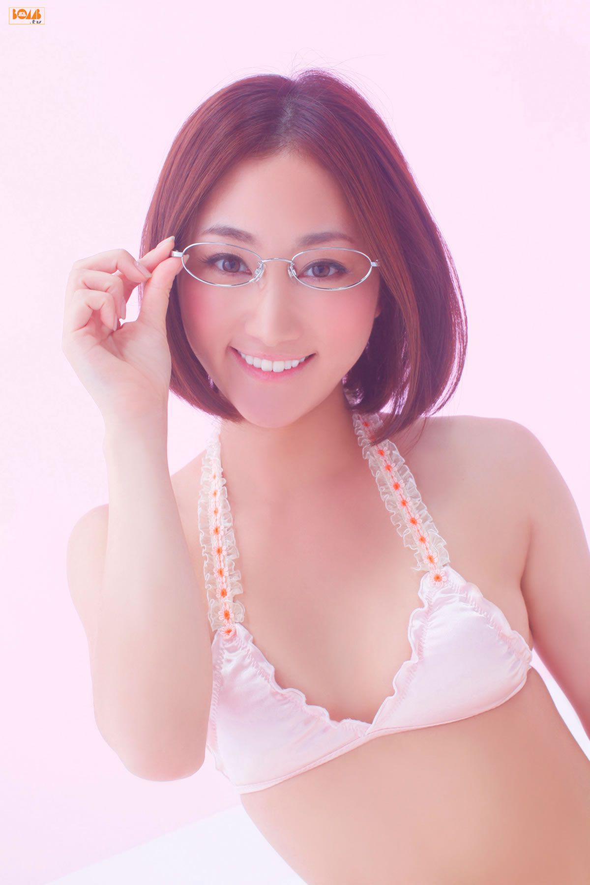 [BOMB.tv] 2012.01 Mika Yoshinaga 吉永実夏