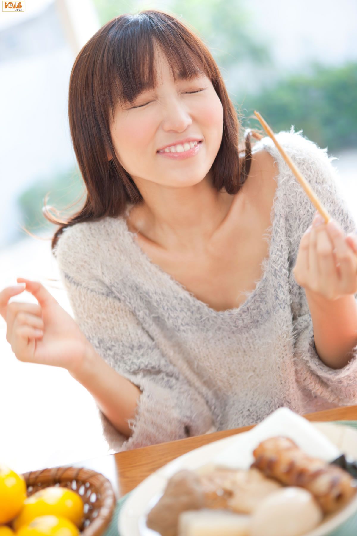 [BOMB.tv] 2012.01 Risa Yoshiki 吉木りさ