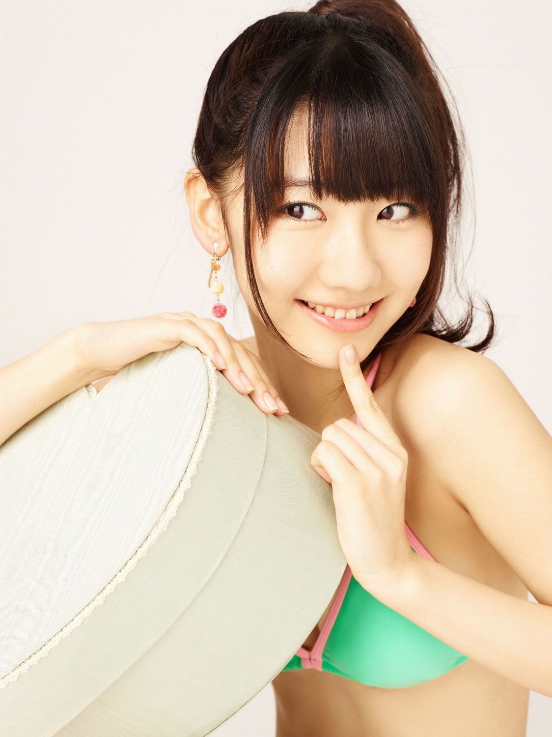 [YS Web] Vol.508 Yuki Kashiwagi 柏木由紀 プレゼント [98P]