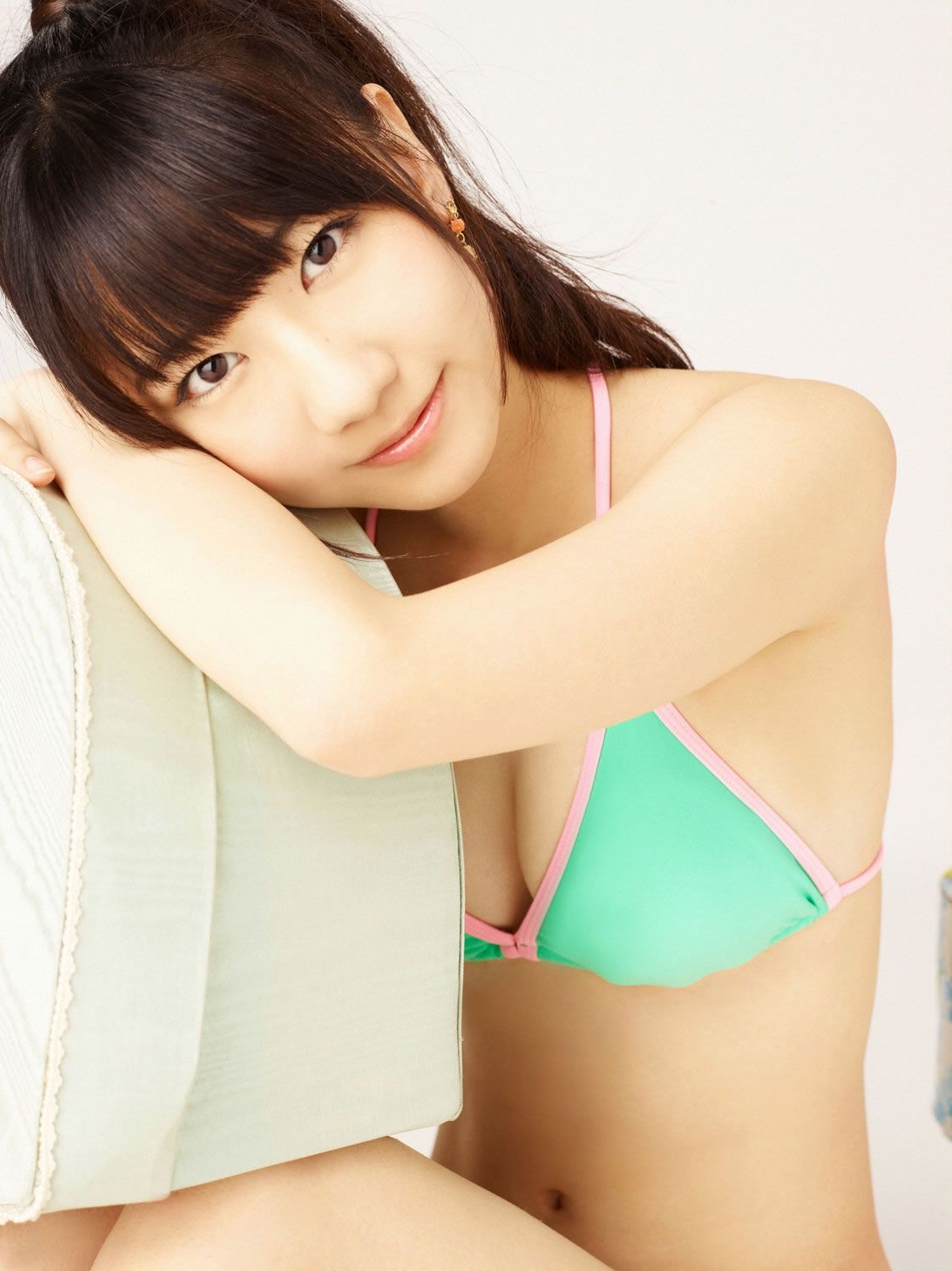 [YS Web] Vol.508 Yuki Kashiwagi 柏木由紀 プレゼント [98P]