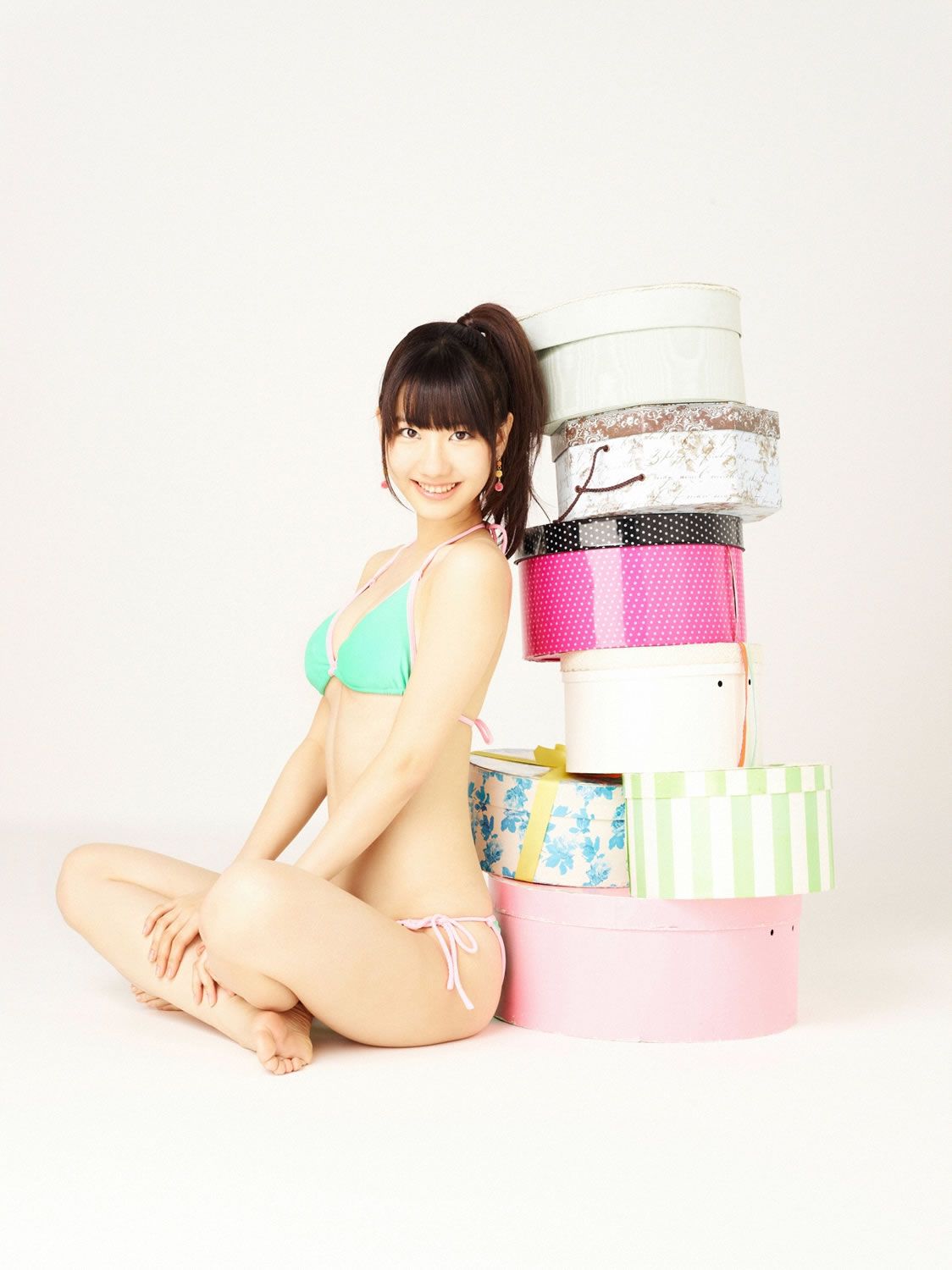 [YS Web] Vol.508 Yuki Kashiwagi 柏木由紀 プレゼント [98P]