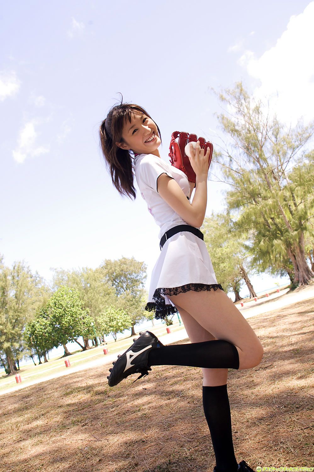 [DGC] 2011年02月號 NO.916 松中みなみ  Minami Matsumaka [118P]