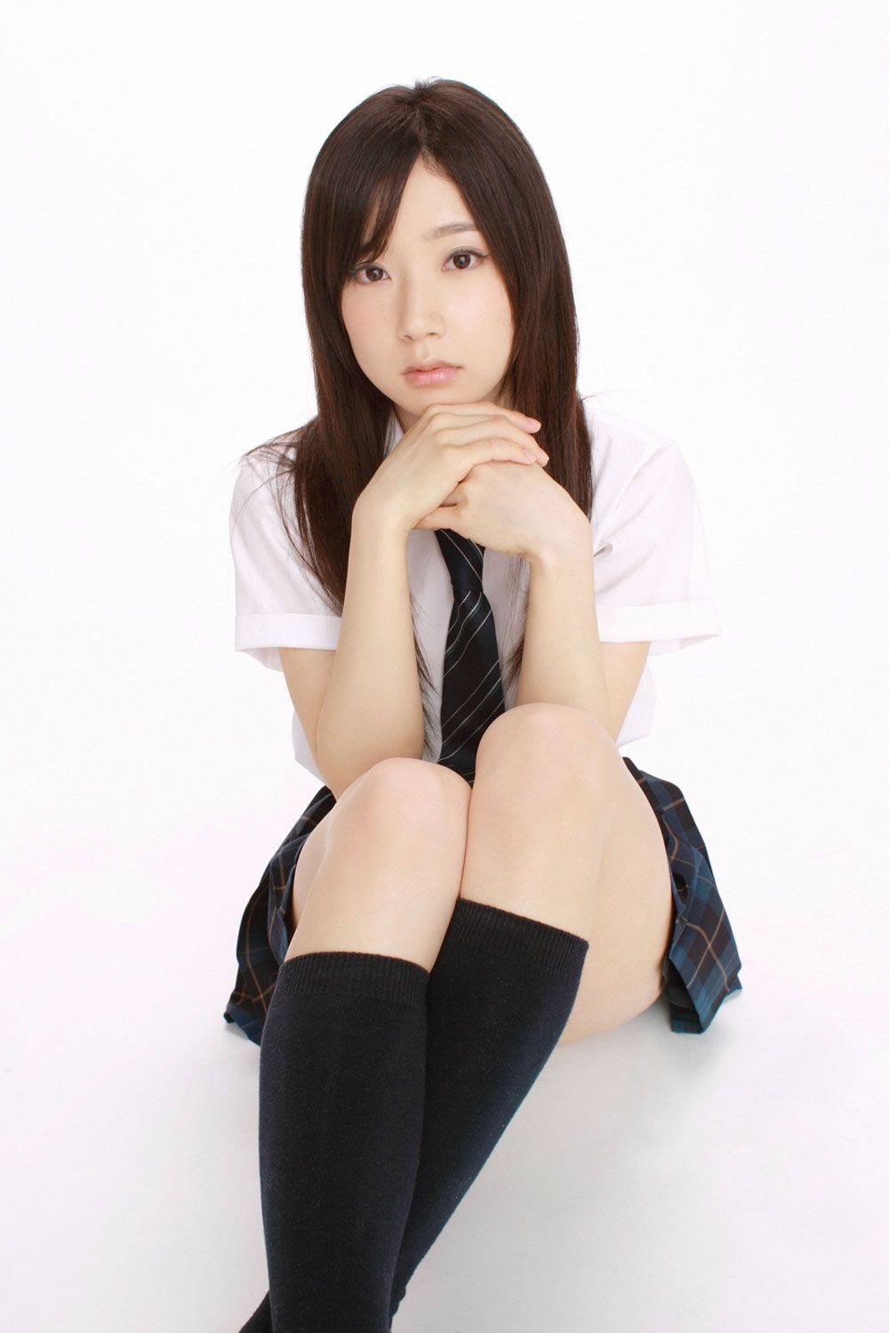 [YS Web] Vol.512 Mika Narumi 成実美香 黑髮おねえサマー入學! [48P]