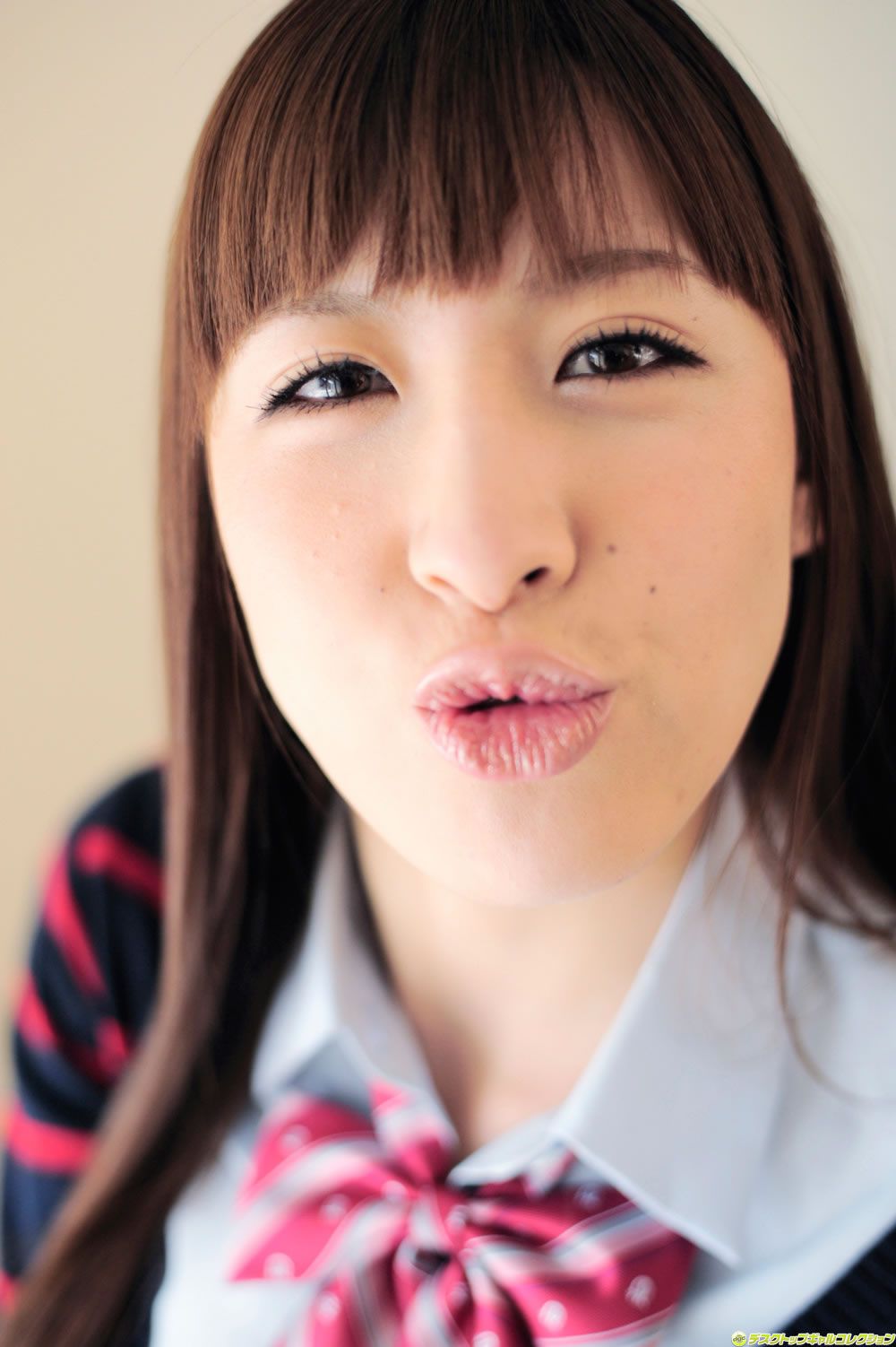 [DGC] 2011年04月號 制服美少女天國 No.940 山咲まりな Marina Yamasaki [117P]