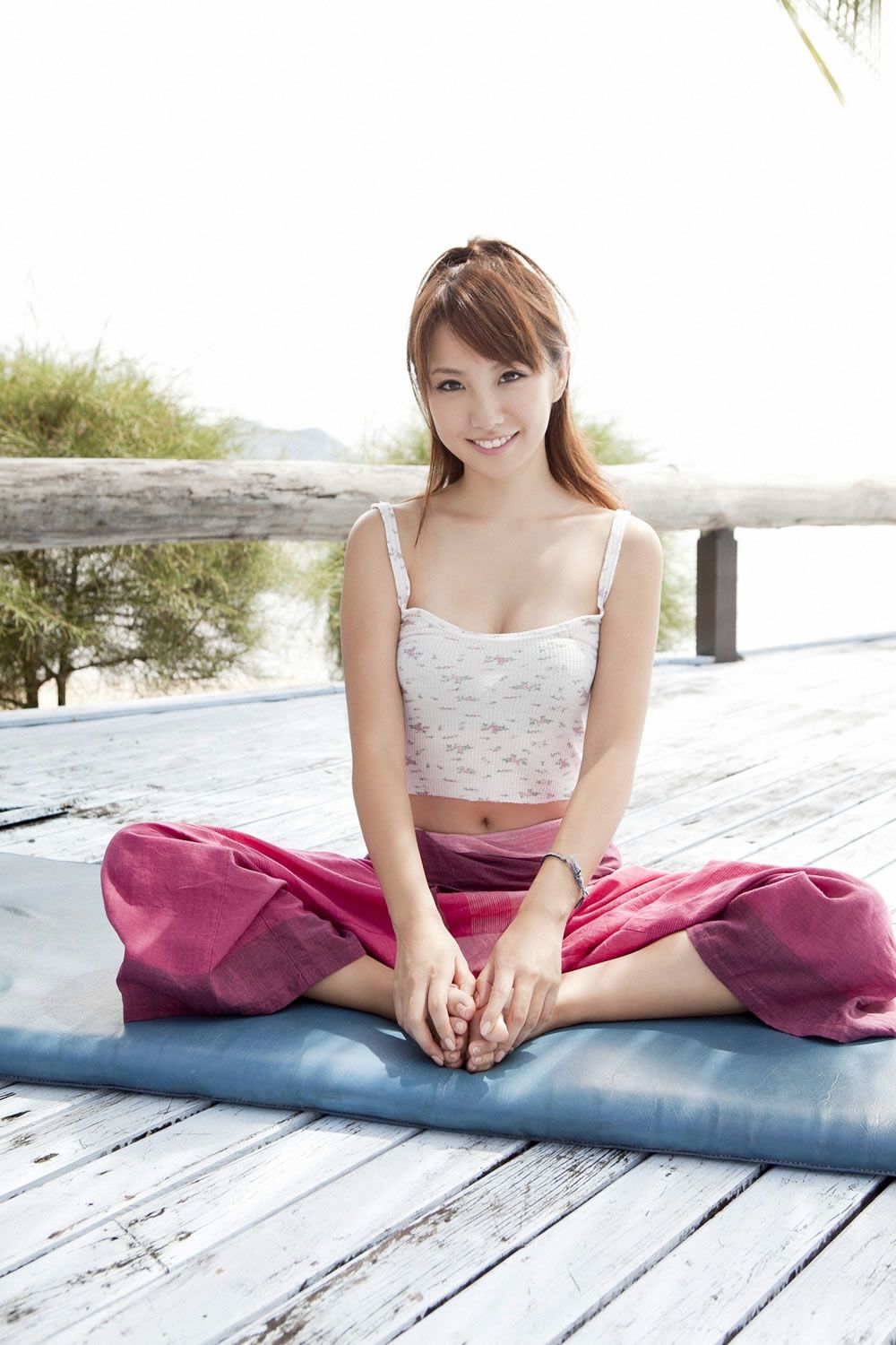 [YS Web] Vol.388 山本梓 Azusa Yamamoto『As you know，we love her』 [114P]