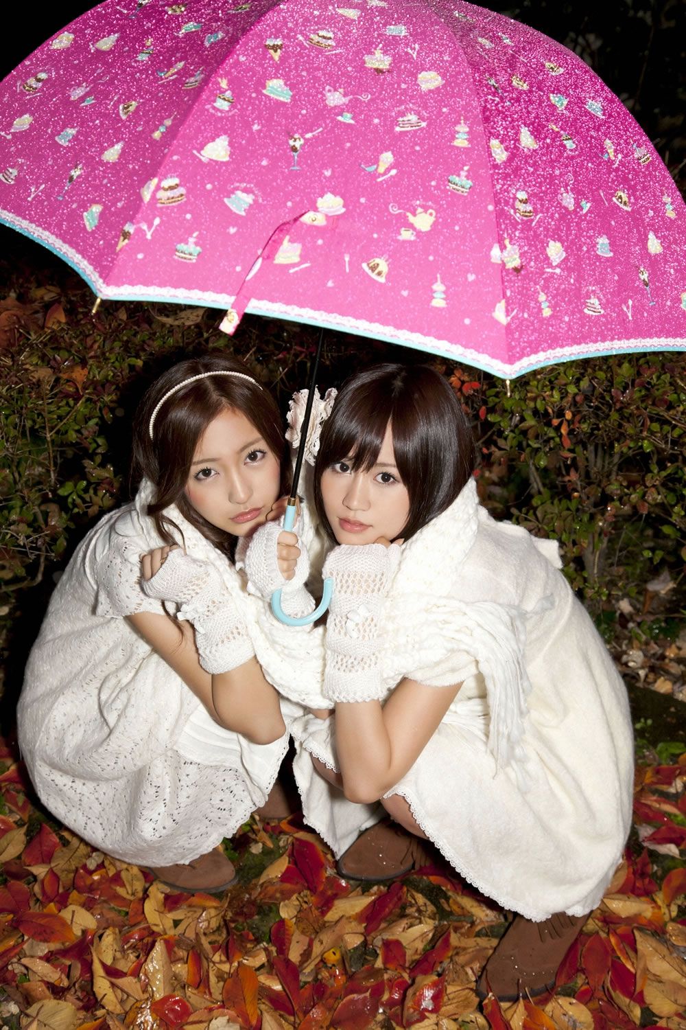 [YS Web] 05-20 Vol.401「前田敦子 板野友美」[83P]