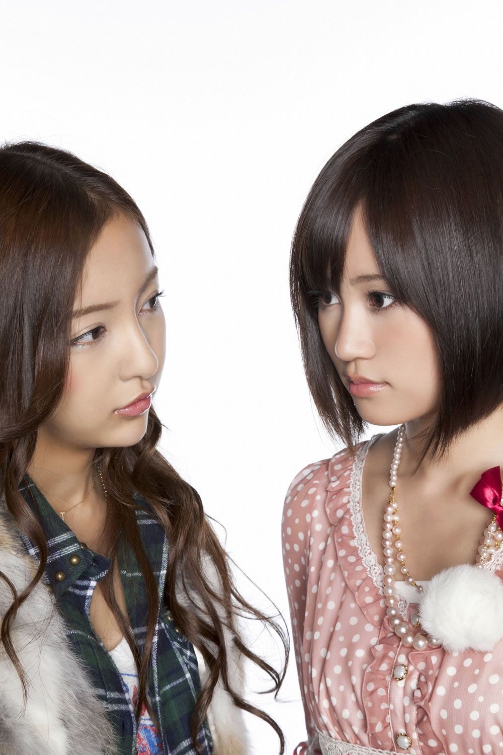 [YS Web] 05-20 Vol.401「前田敦子 板野友美」[83P]
