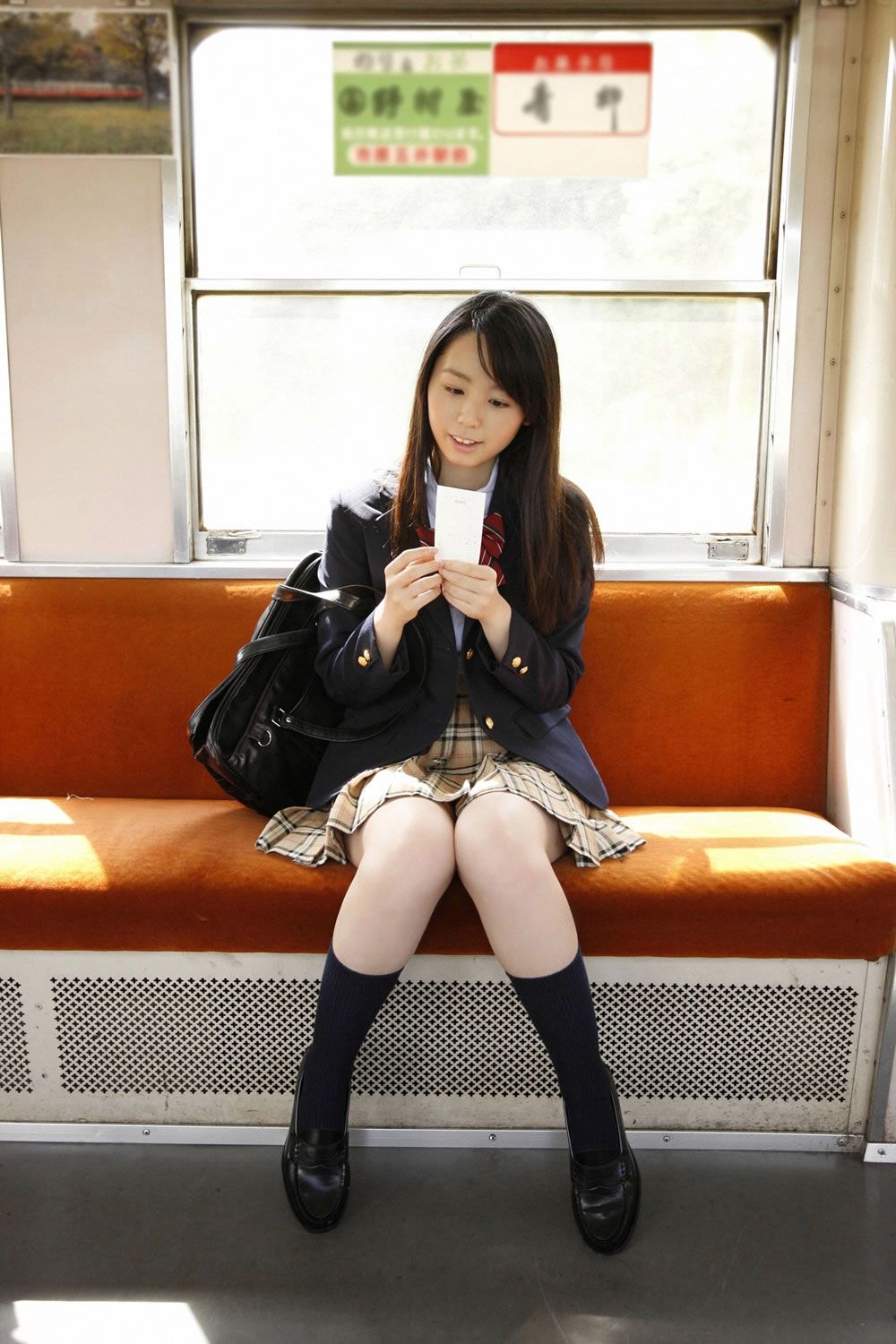 [Ys web] 11.06.29 Vol.406 小池里奈 [115P]