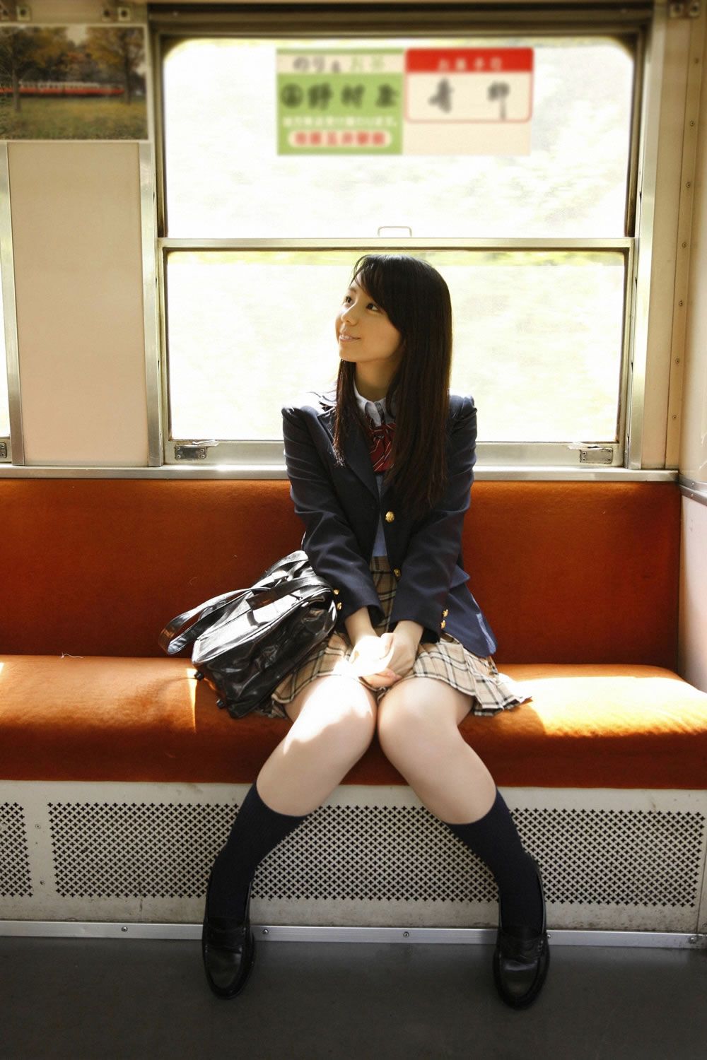 [Ys web] 11.06.29 Vol.406 小池里奈 [115P]