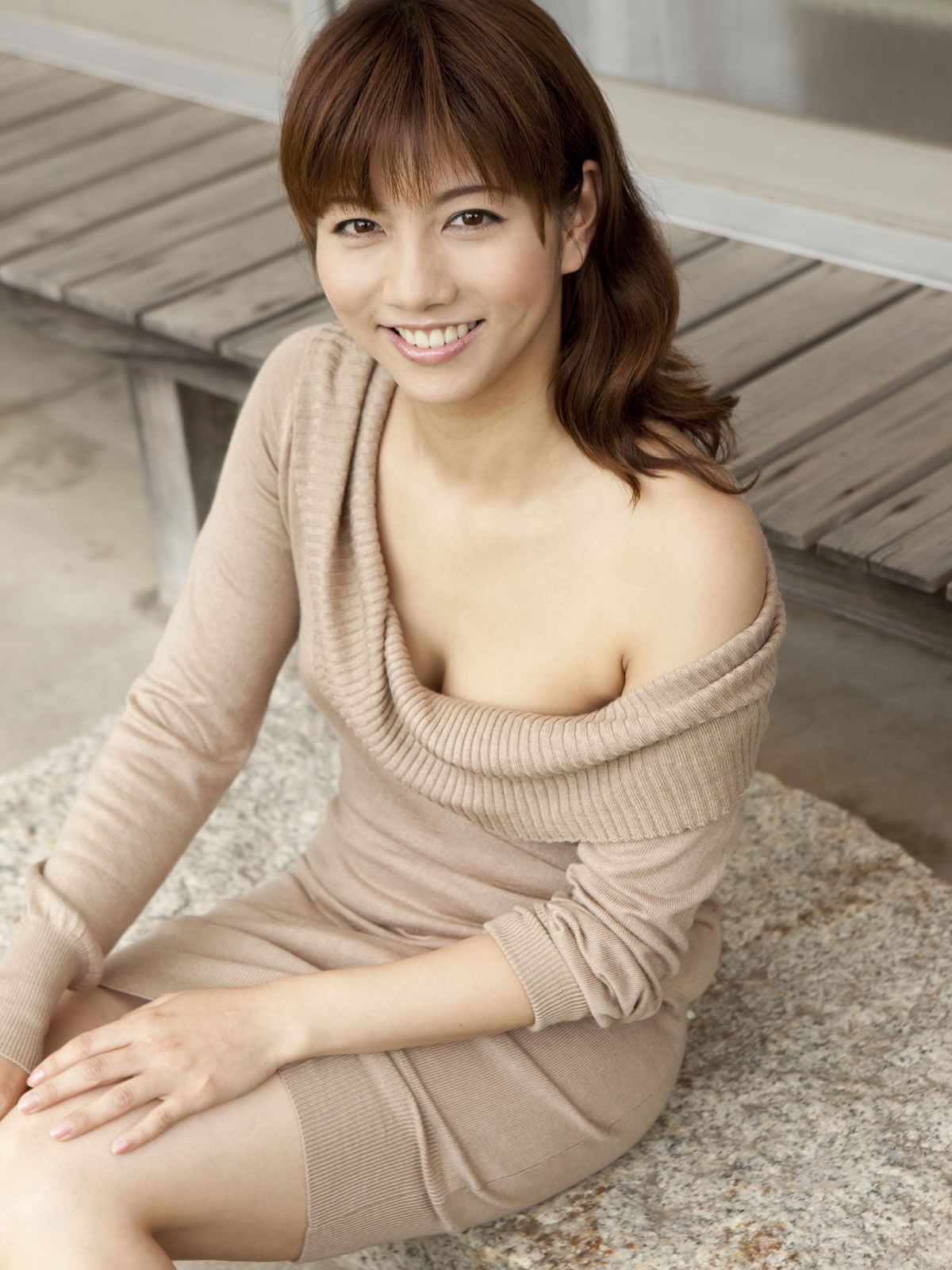 [Sabra.net] StriCtlyGirls 甲斐まり恵「Natural Style」20100812 [80P]