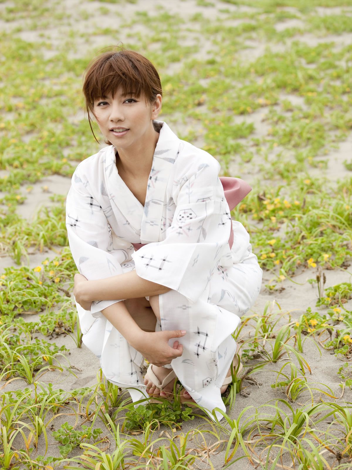 [Sabra.net] StriCtlyGirls 甲斐まり恵「Natural Style」20100812 [80P]