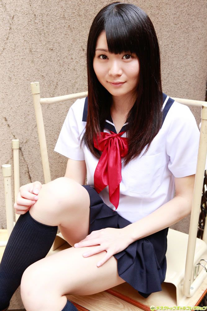 [DGC] 2012年09月号 No.1046 制服が似合うロリ顔美少女の未成熟なカラダ - 音無さやか [91P]